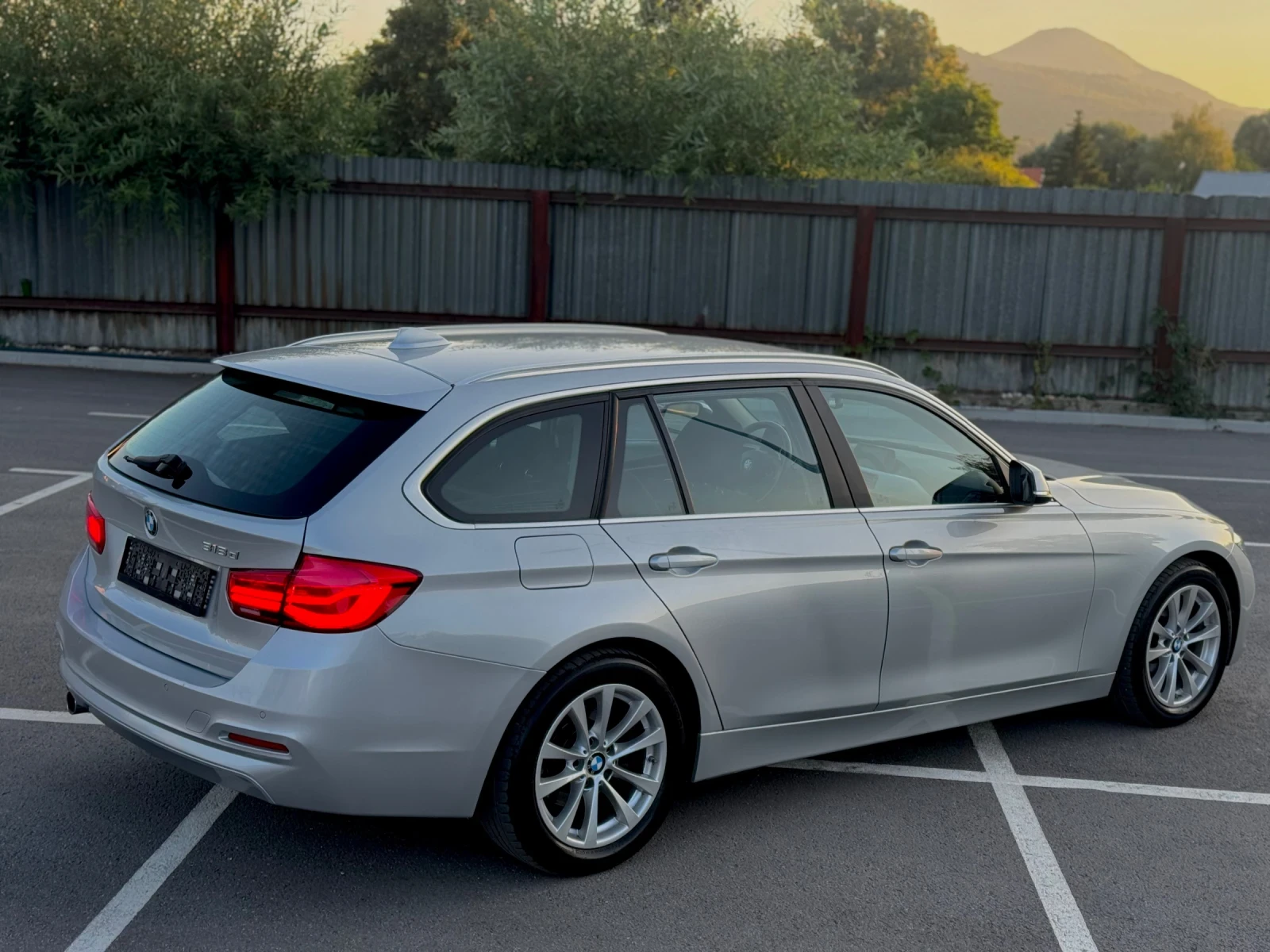 BMW 318  - изображение 6