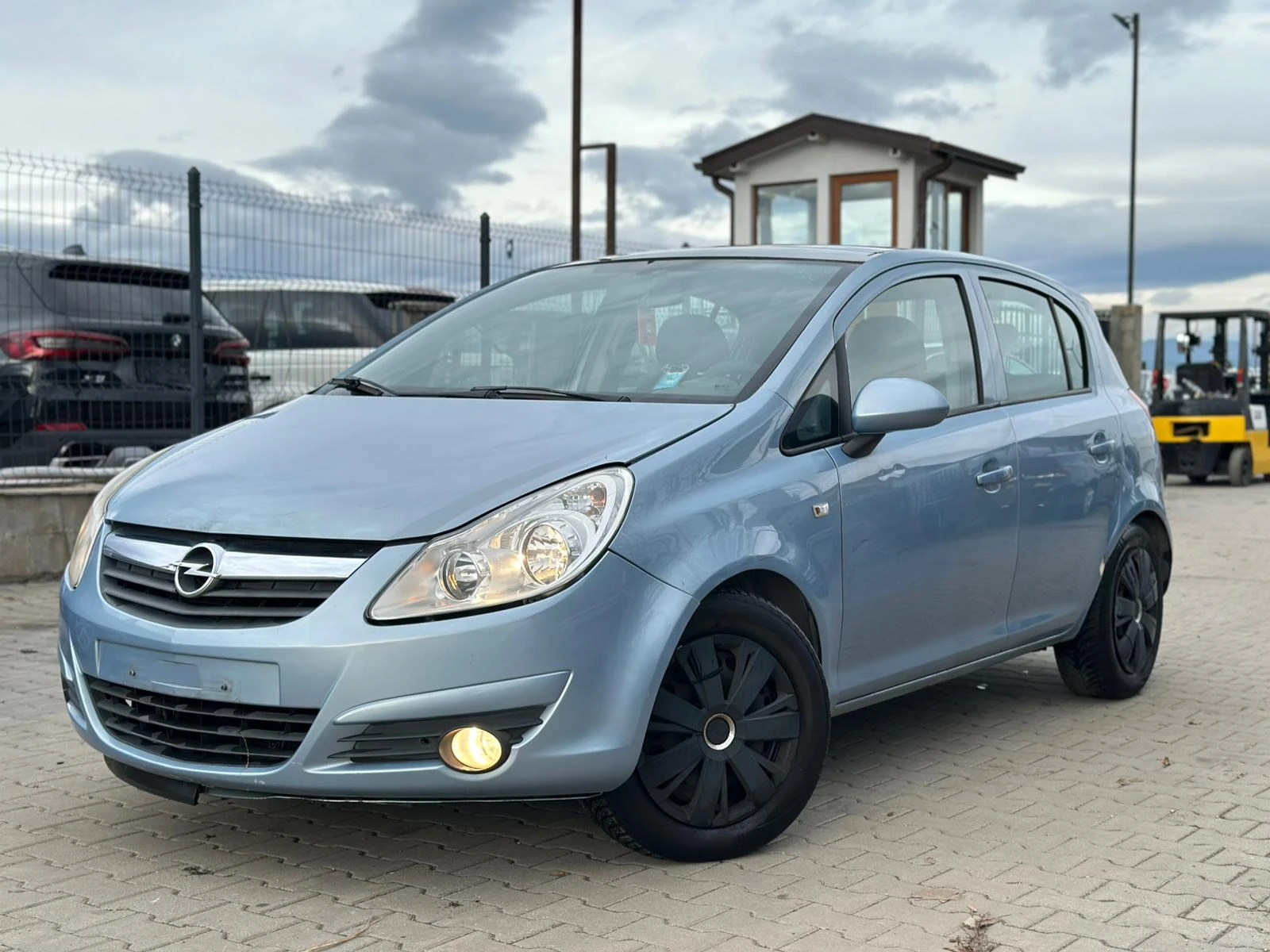 Opel Corsa / 1.2I / 80 HP /  | Mobile.bg   1