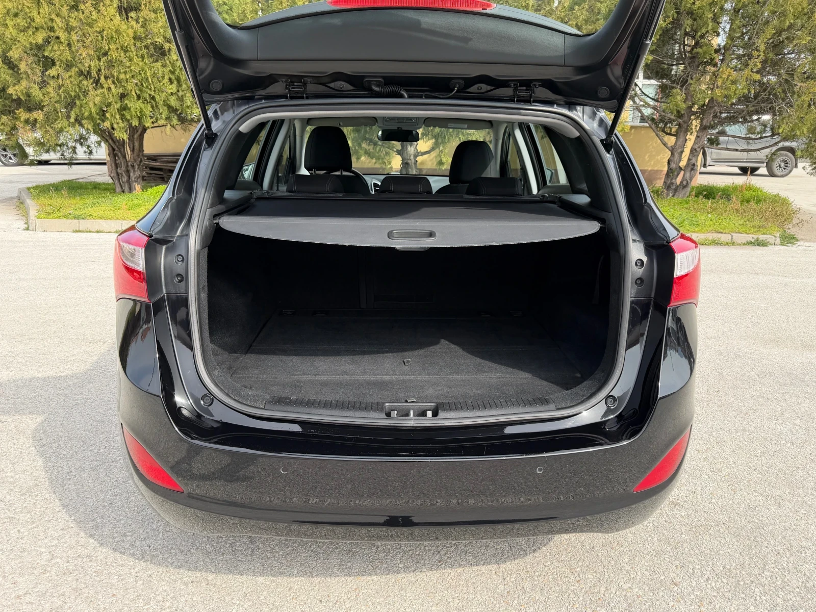 Hyundai I30 1.4CRDI 90к.с. EURO5 ГЕРМАНИЯ, снимка 5 - Автомобили и джипове - 53730285