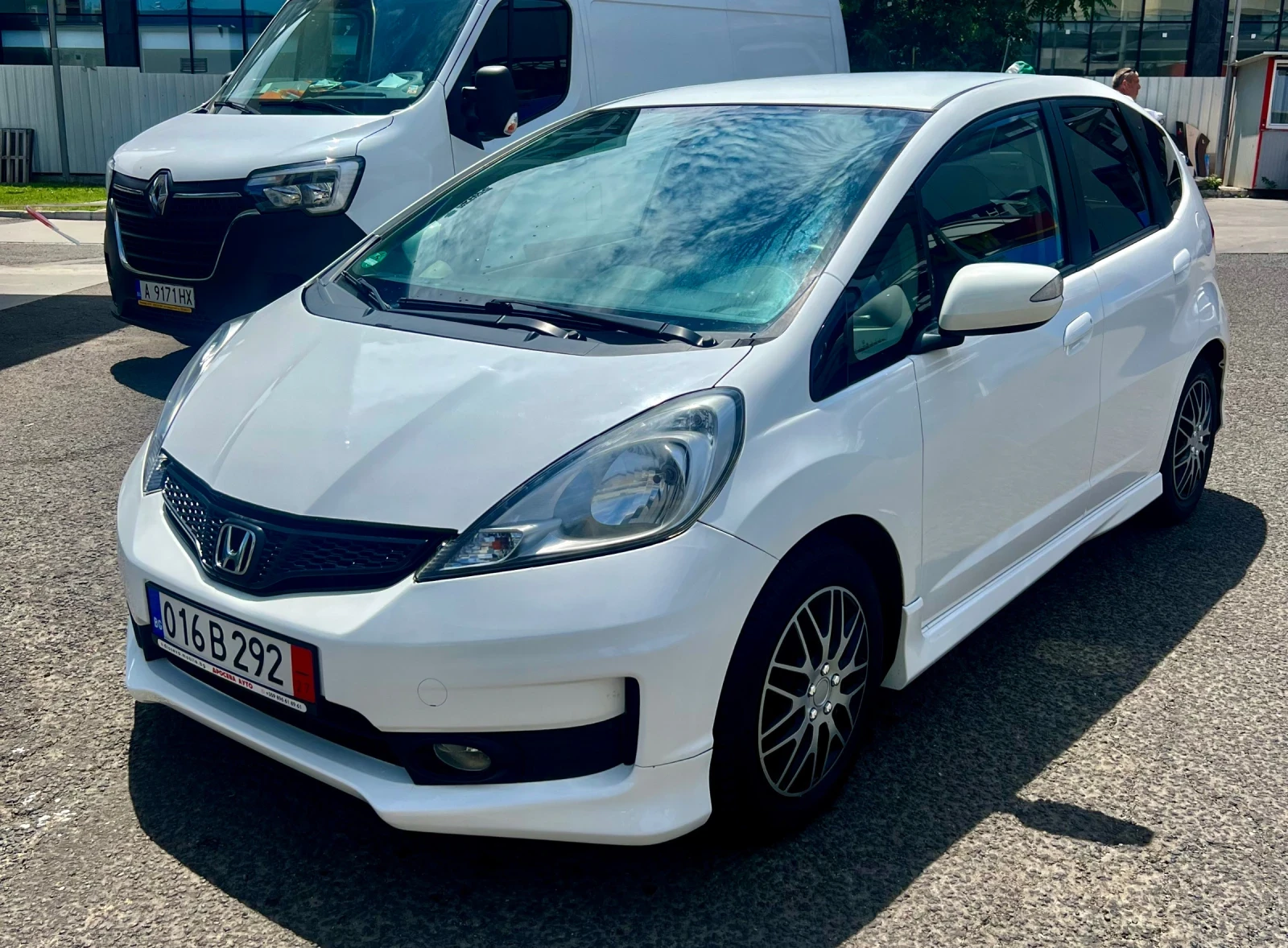 Honda Jazz SI 1.4, снимка 2 - Автомобили и джипове - 53767855