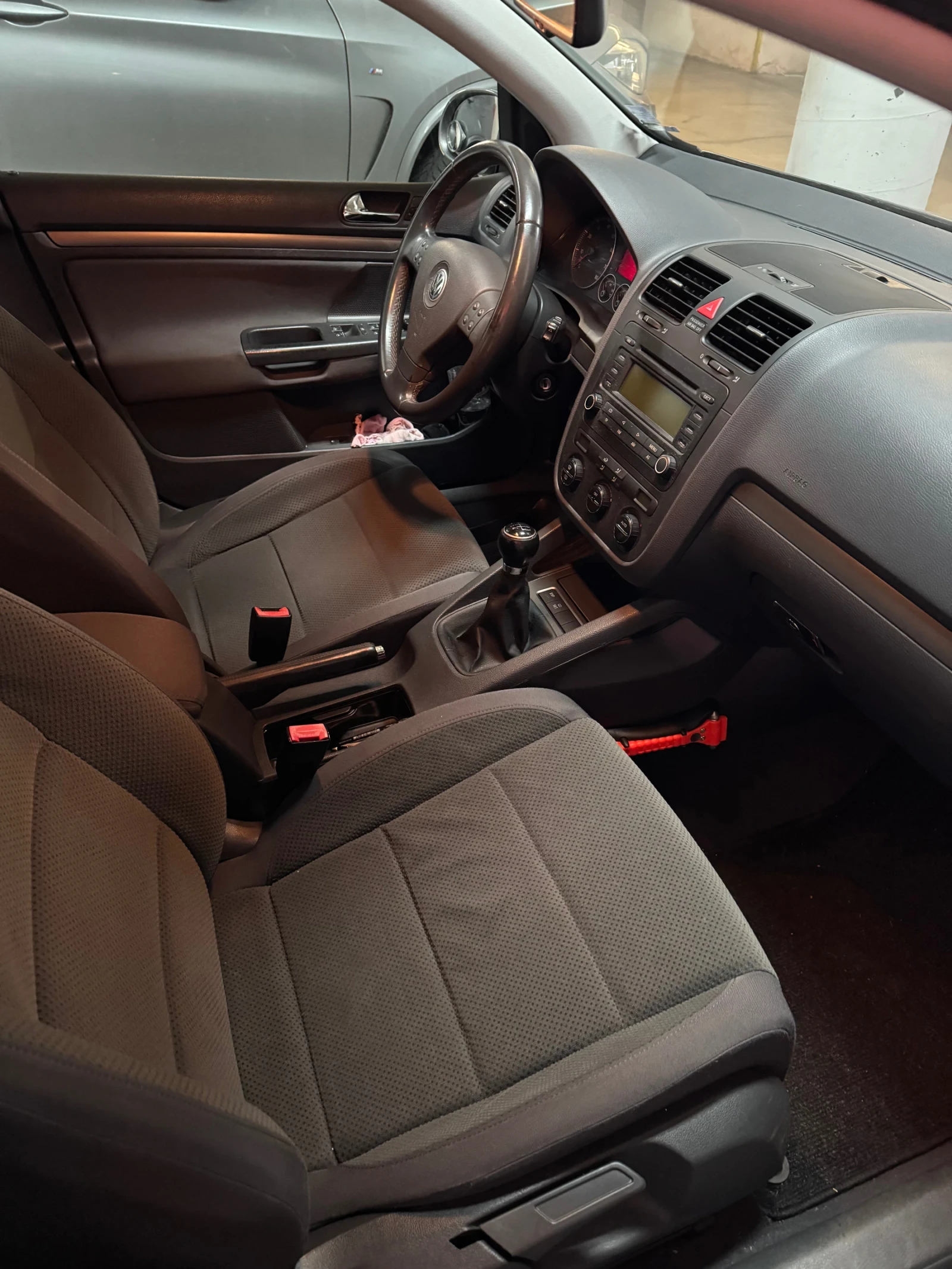 VW Golf 1.6 Comfortline, снимка 6 - Автомобили и джипове - 53783301