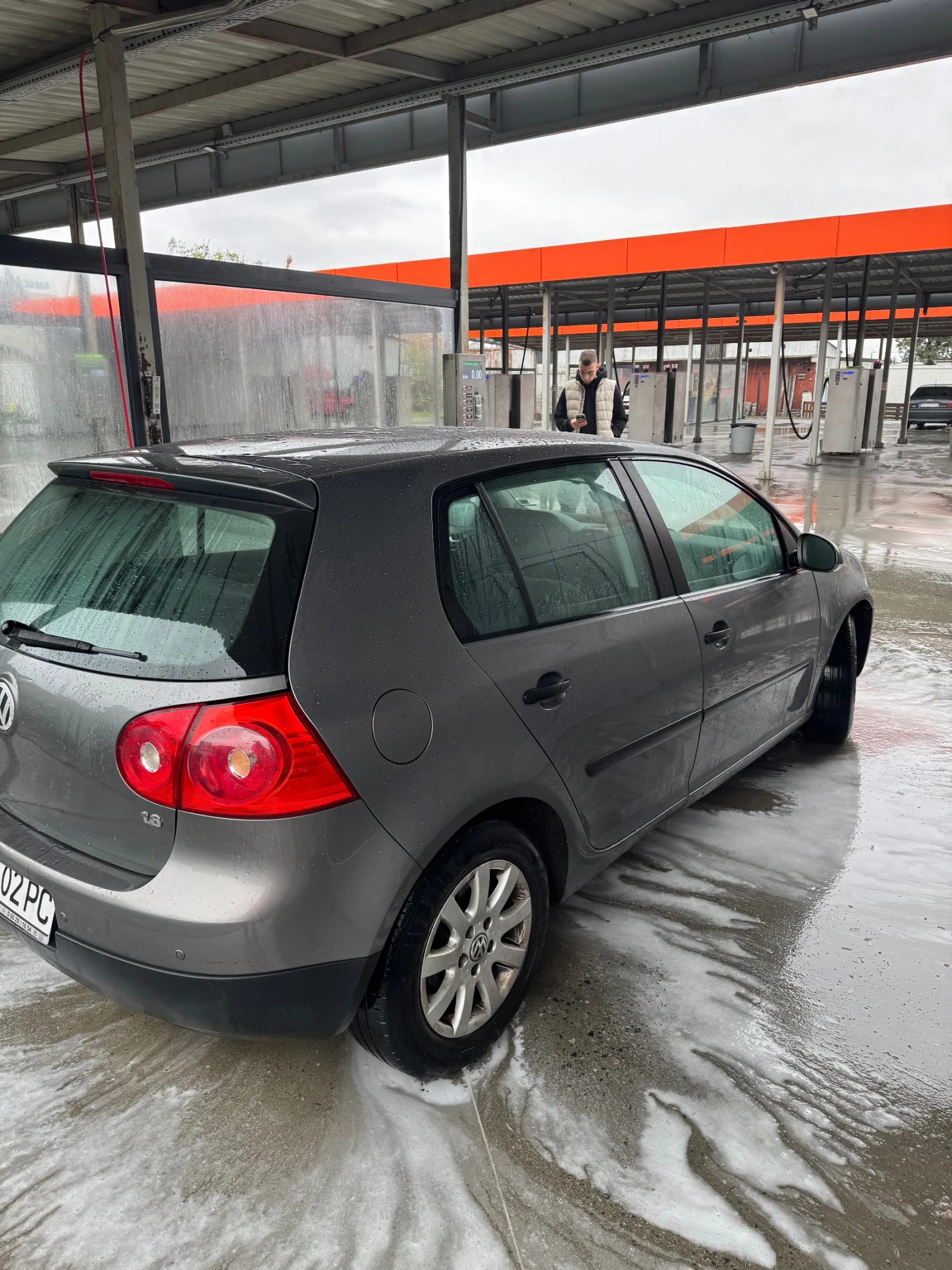 VW Golf 1.6 Comfortline, снимка 4 - Автомобили и джипове - 53783301