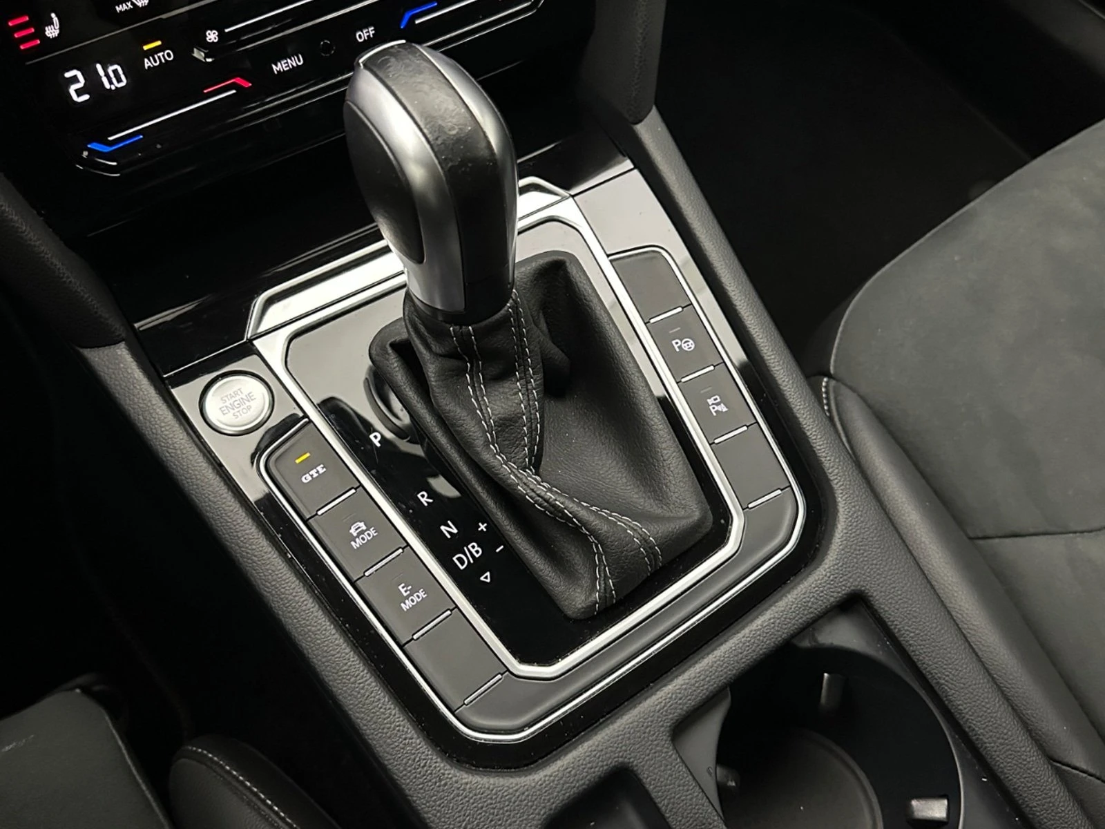 VW Arteon 1.4 R-Line, снимка 10 - Автомобили и джипове - 53949251