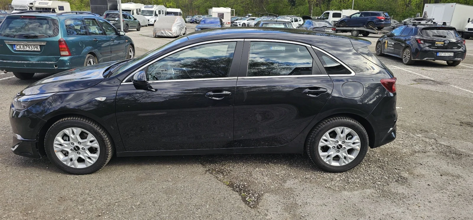 Kia Ceed 1.5-GDI Автомат Хечбег 2800км ГАРАНЦИЯ , снимка 2 - Автомобили и джипове - 54309027