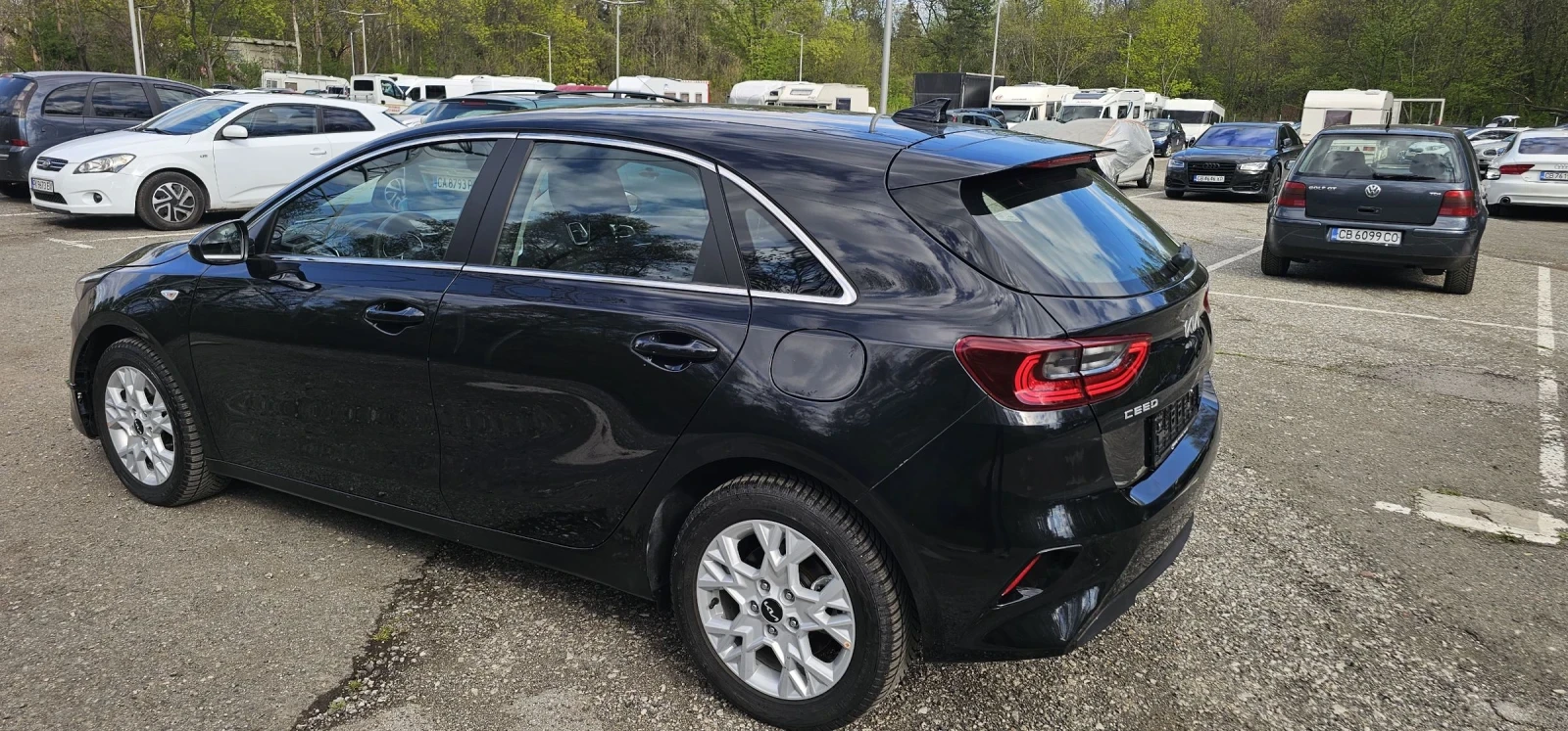 Kia Ceed 1.5-GDI Автомат Хечбег 2800км ГАРАНЦИЯ , снимка 6 - Автомобили и джипове - 54309027