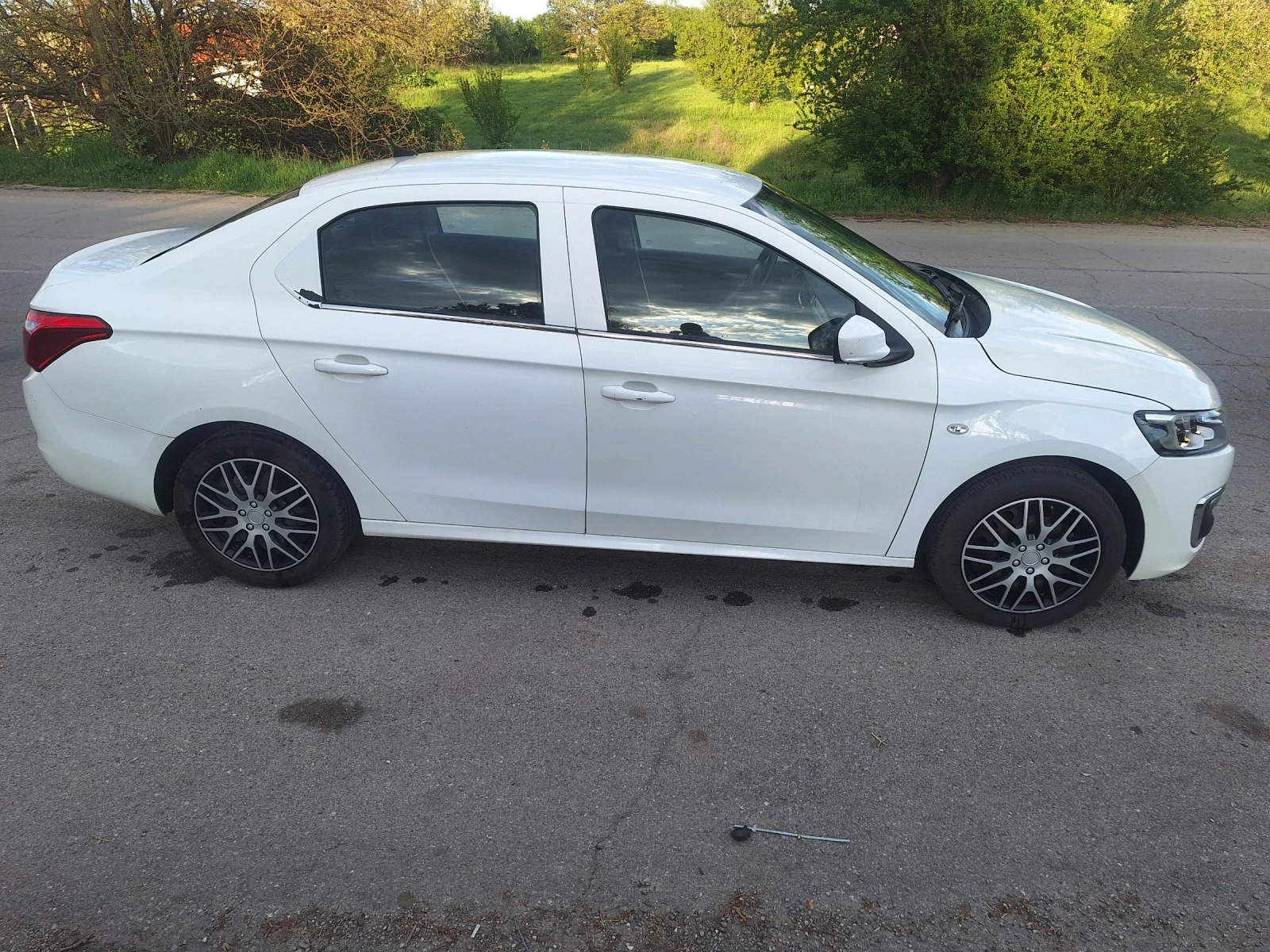 Citroen C-Elysee 1.6 LPG, снимка 4 - Автомобили и джипове - 54326079