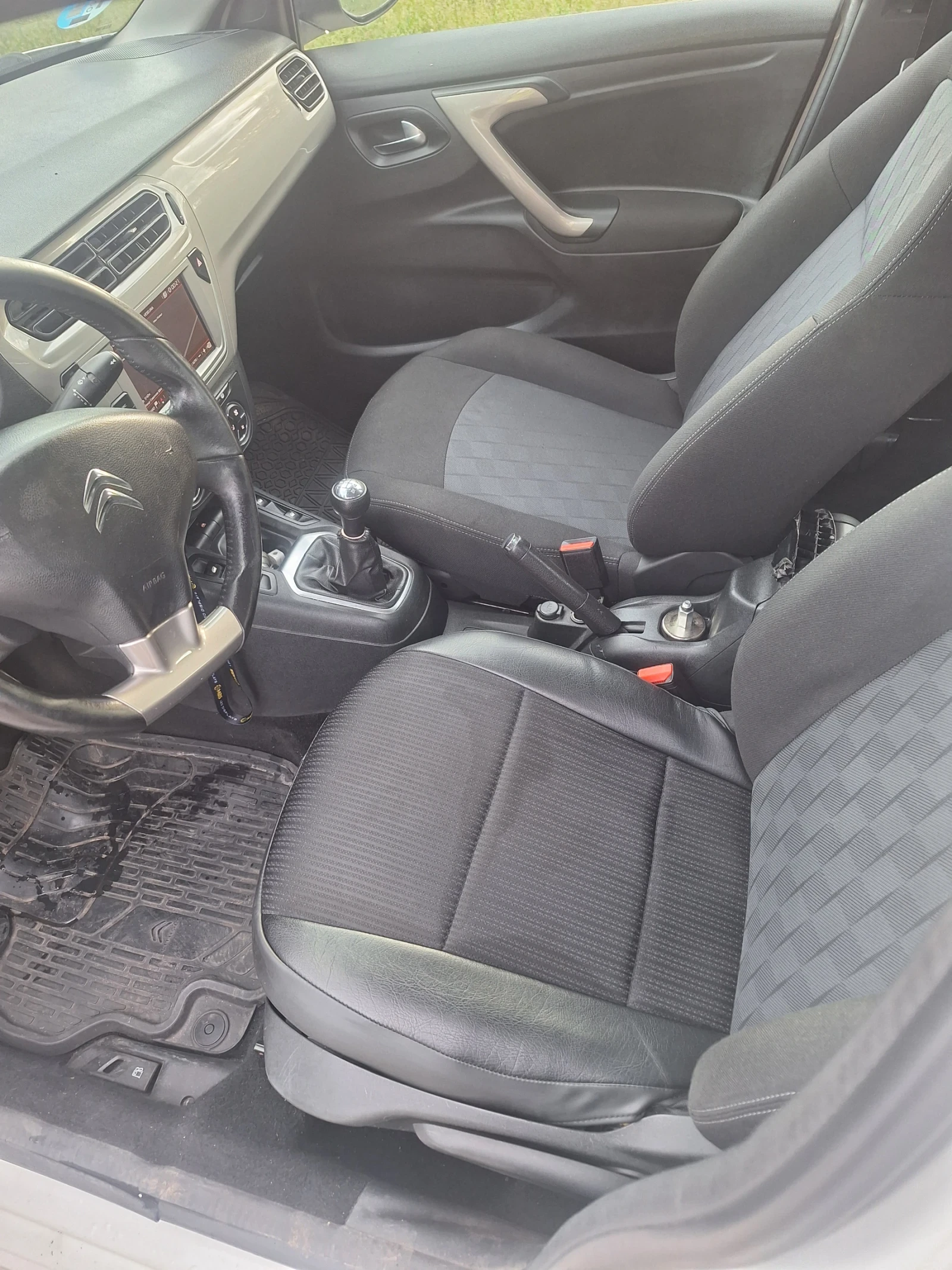 Citroen C-Elysee 1.6 LPG, снимка 10 - Автомобили и джипове - 54326079