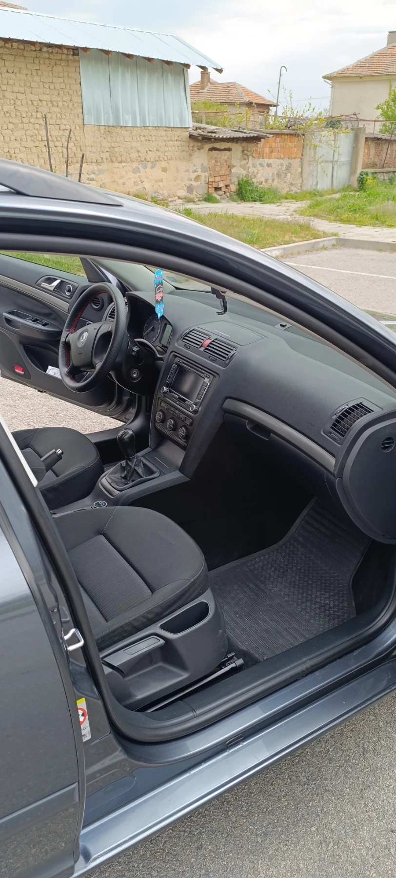 Skoda Octavia, снимка 8 - Автомобили и джипове - 54356524