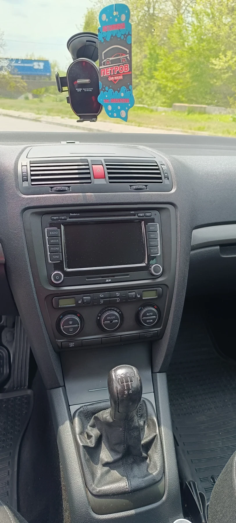 Skoda Octavia, снимка 13 - Автомобили и джипове - 54356524