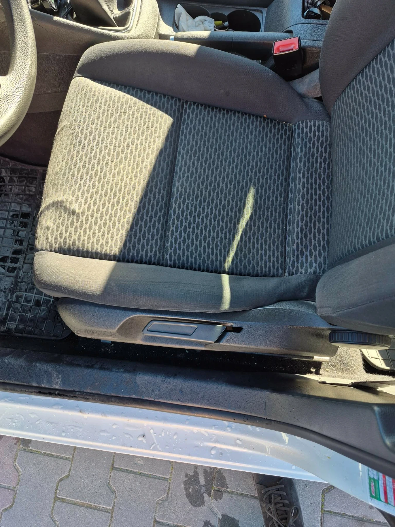 VW Golf 1.6tdi, снимка 9 - Автомобили и джипове - 54478874