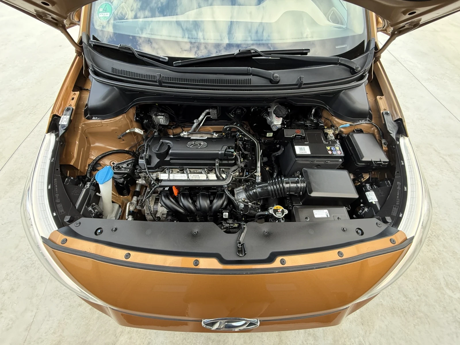 Hyundai I20 1.4 TOP  EURO 6 TUV, COC, SERVIZ BUK , снимка 14 - Автомобили и джипове - 54544097