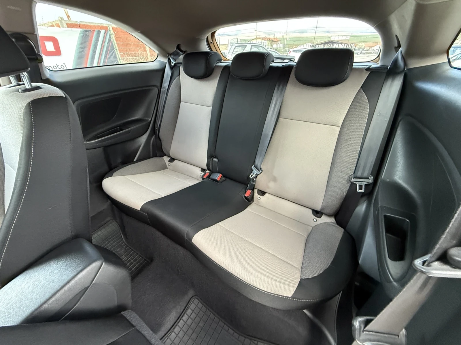 Hyundai I20 1.4 TOP  EURO 6 TUV, COC, SERVIZ BUK , снимка 7 - Автомобили и джипове - 54544097