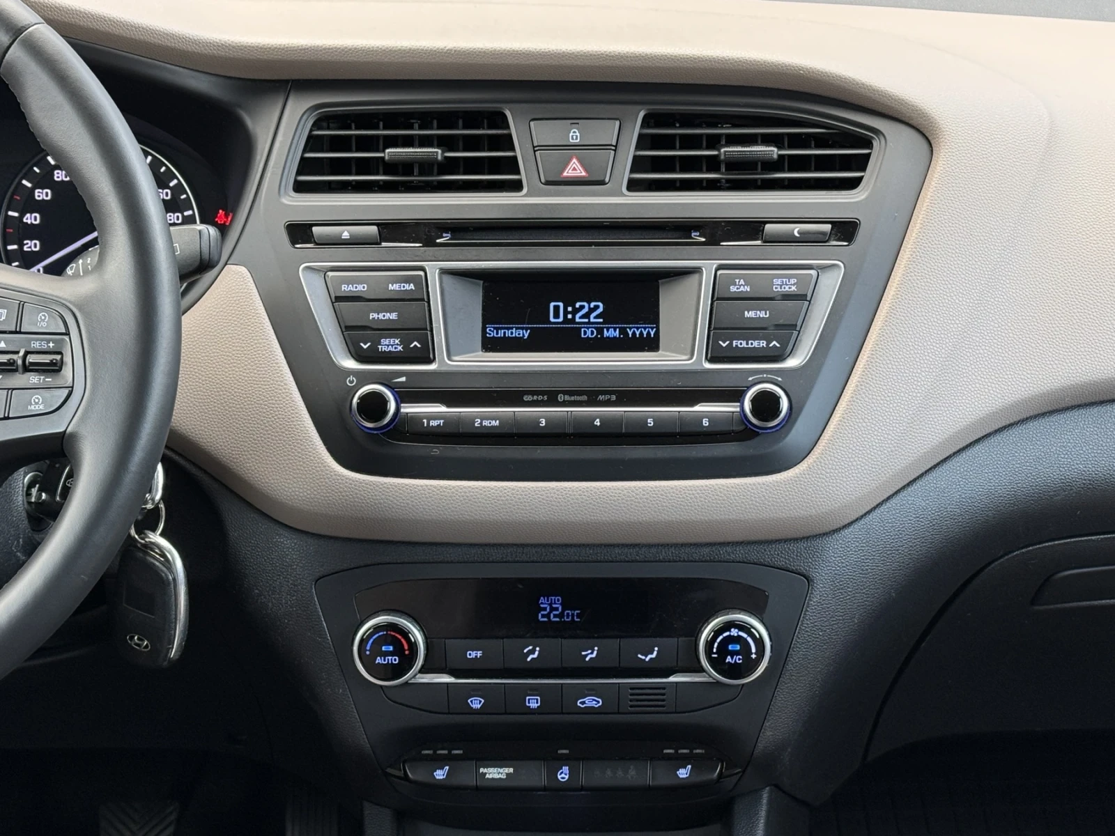 Hyundai I20 1.4 TOP  EURO 6 TUV, COC, SERVIZ BUK , снимка 10 - Автомобили и джипове - 54544097