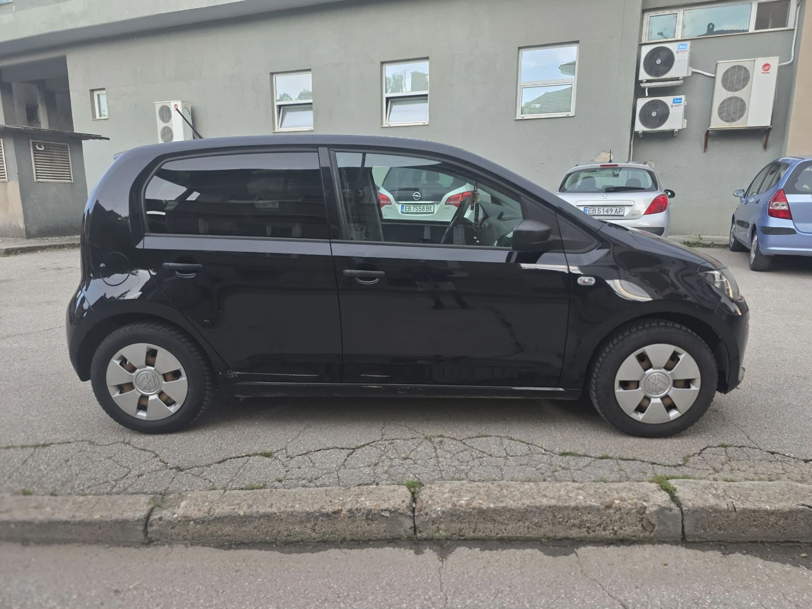 VW Up LoadUP N1 + ГАЗ 3.5е/100км, снимка 6 - Автомобили и джипове - 54773088