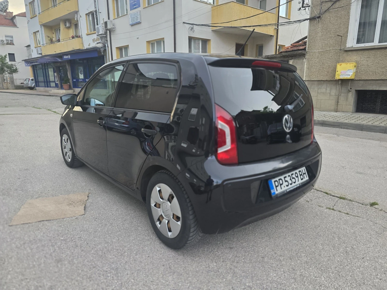 VW Up LoadUP N1 + ГАЗ 3.5е/100км, снимка 4 - Автомобили и джипове - 54773088