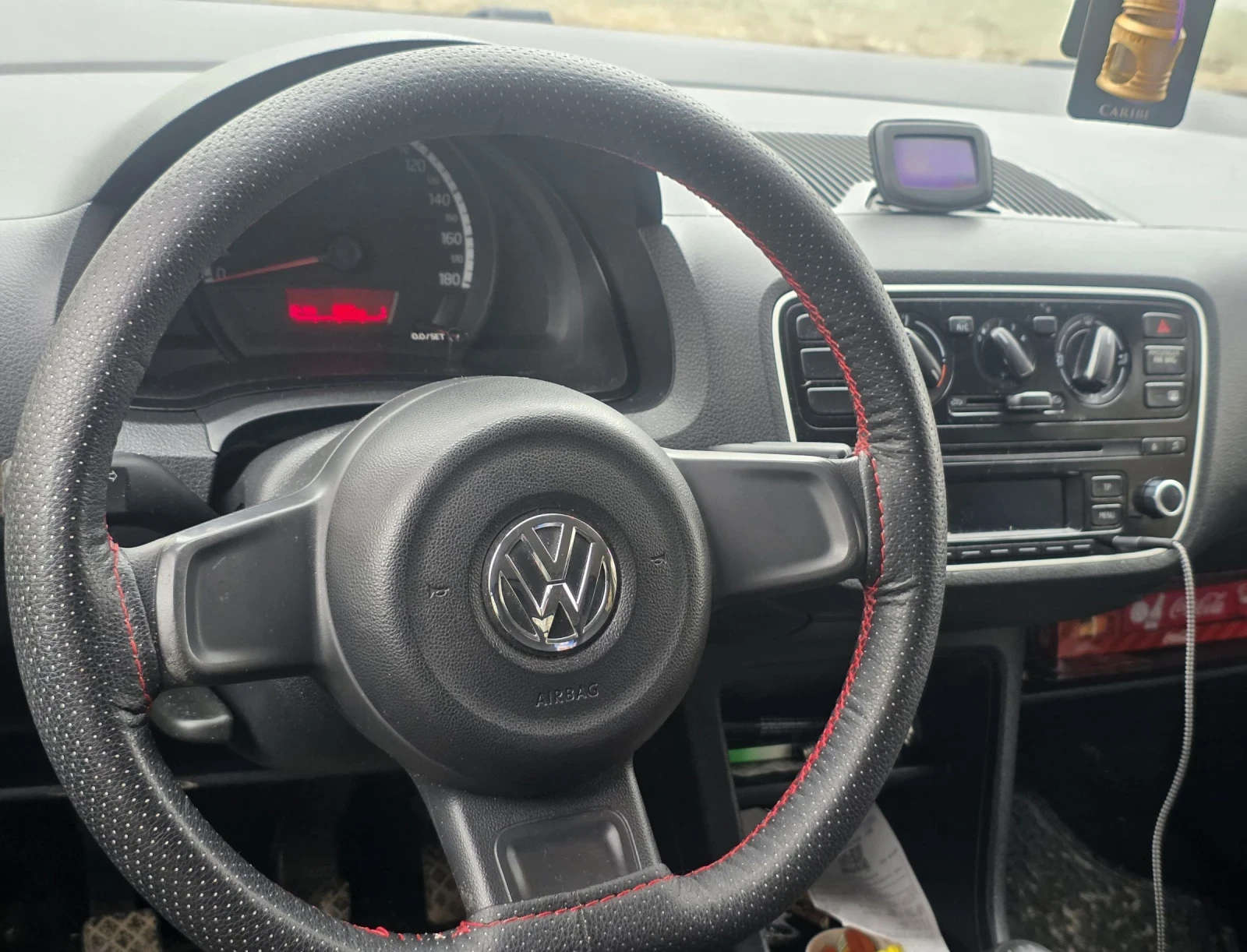 VW Up LoadUP N1 + ГАЗ 3.5е/100км, снимка 7 - Автомобили и джипове - 54773088