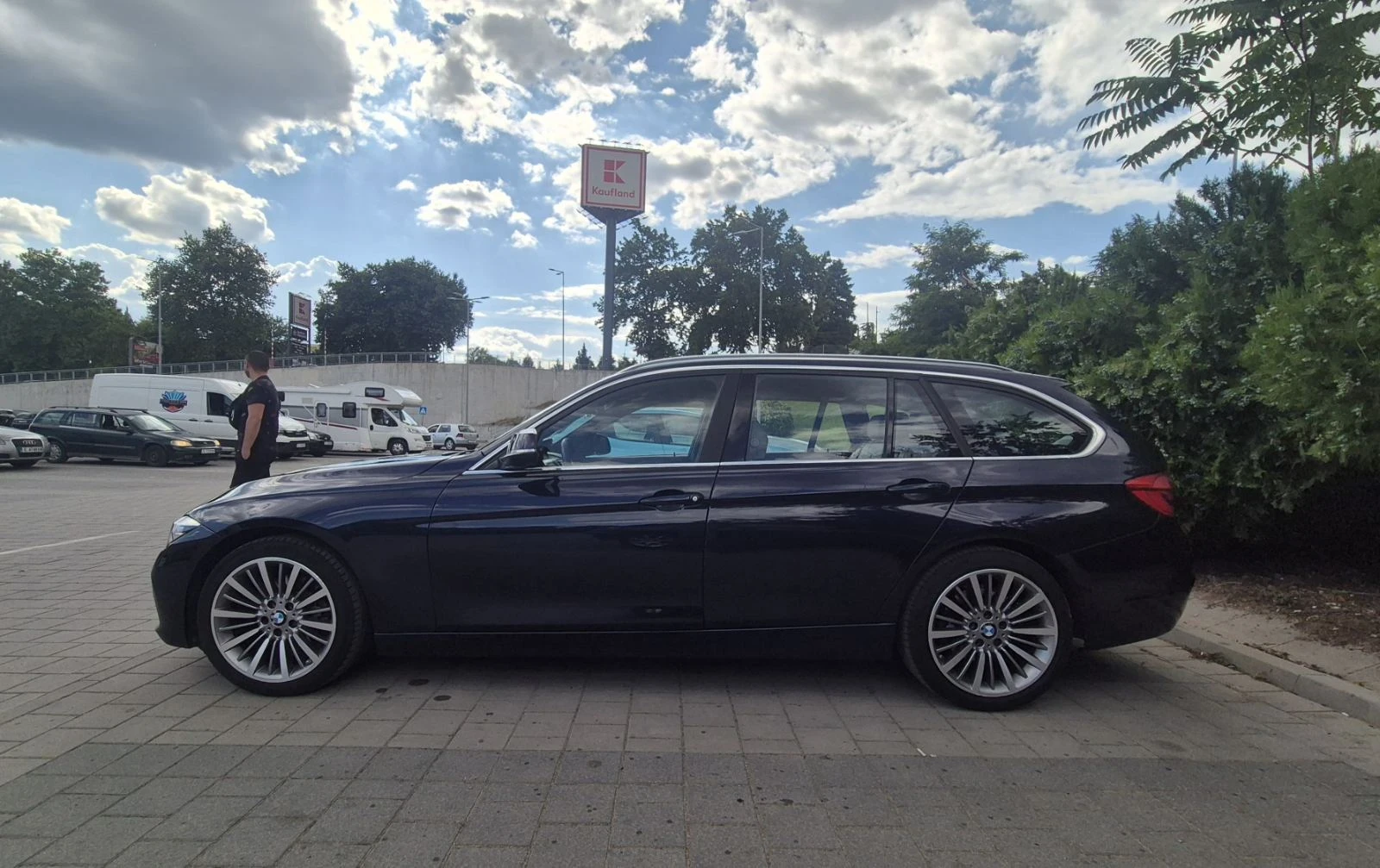 BMW 320, снимка 5 - Автомобили и джипове - 54962335