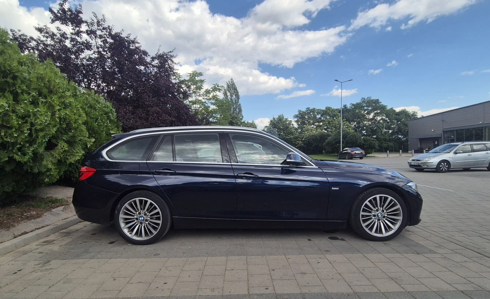 BMW 320, снимка 4 - Автомобили и джипове - 54962335