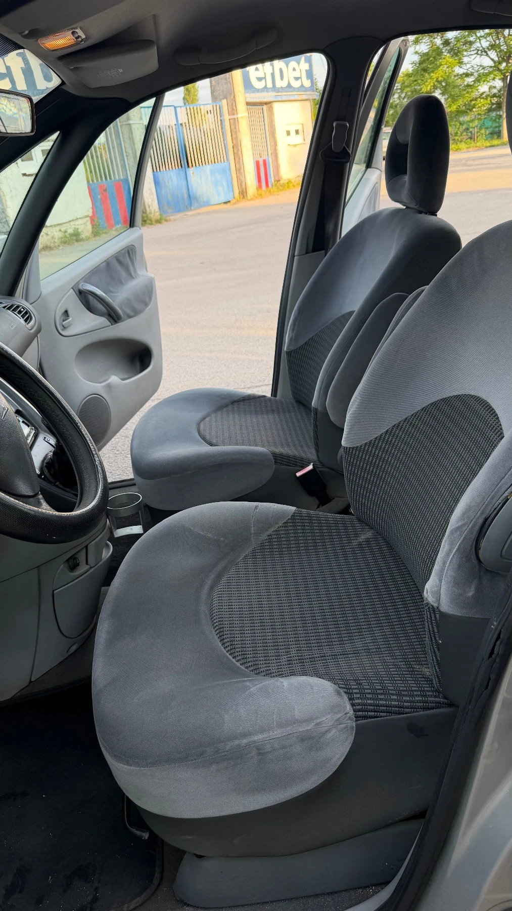 Citroen Xsara picasso, снимка 9 - Автомобили и джипове - 54982689