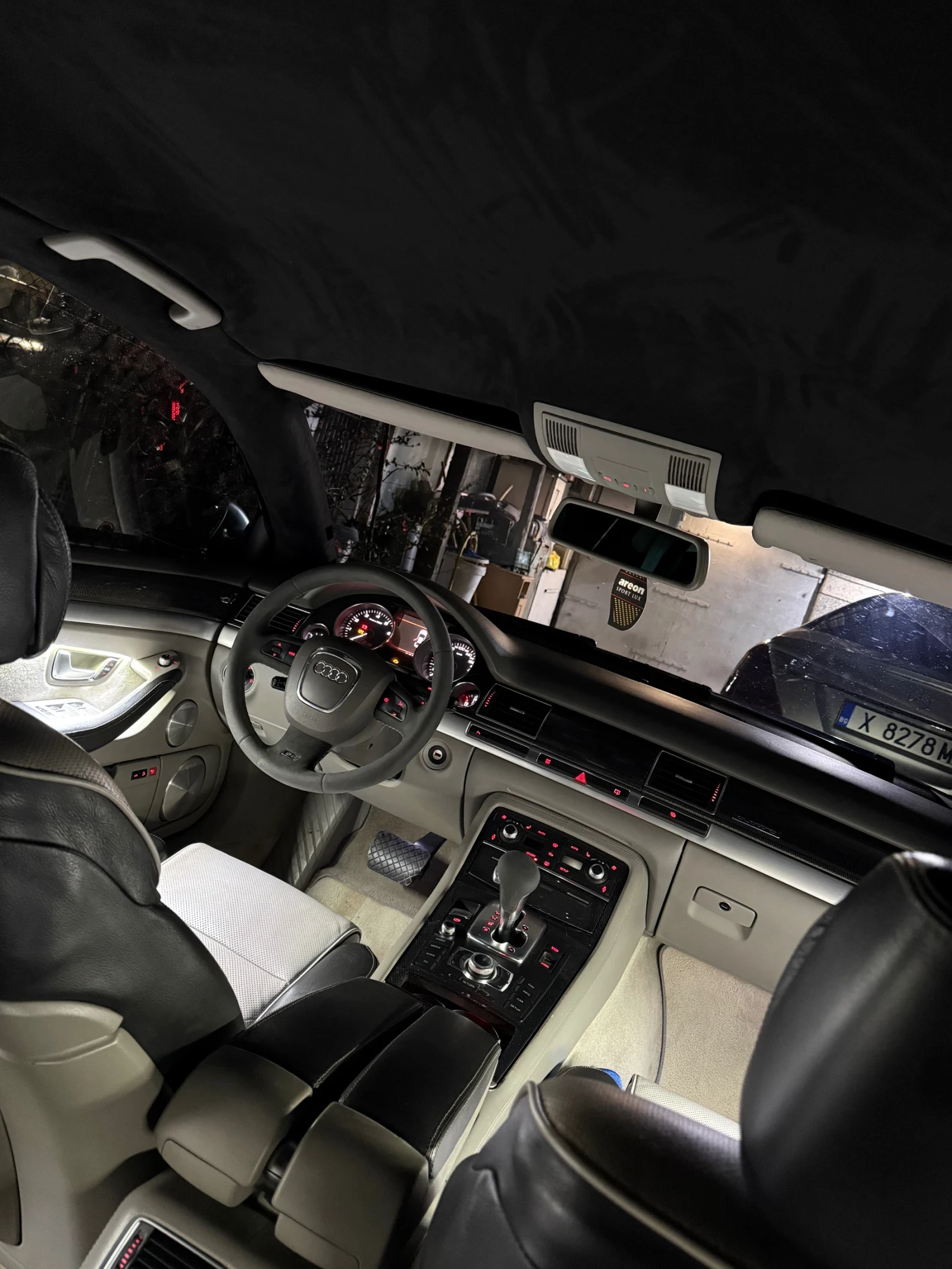Audi S8 V10  B&O , снимка 6 - Автомобили и джипове - 55044842