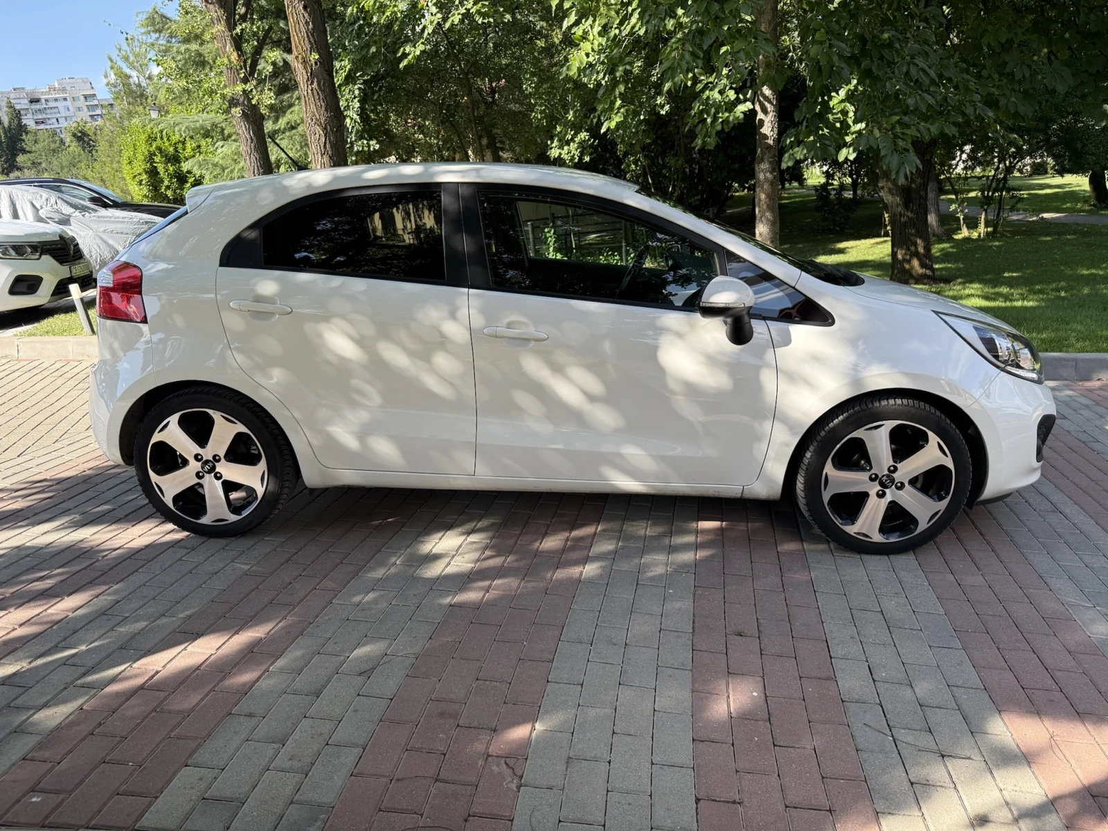 Kia Rio 1.1 Dizel 6ск., снимка 5 - Автомобили и джипове - 55296795
