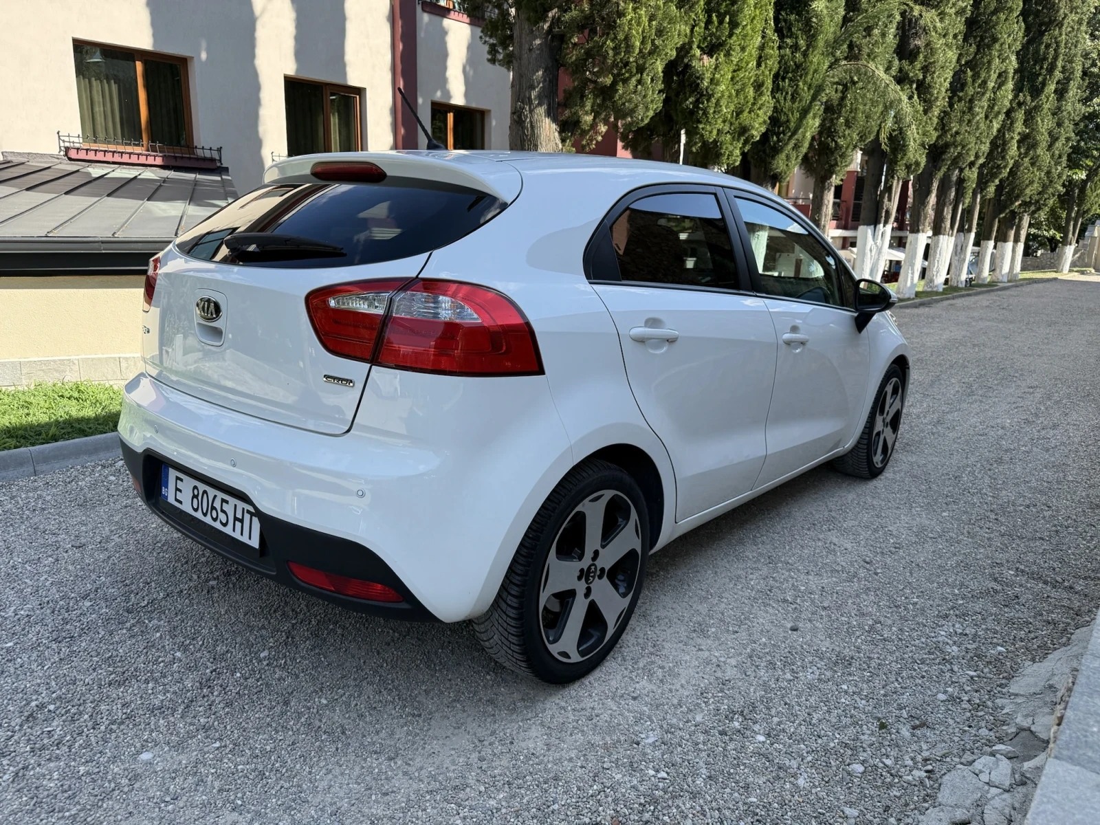Kia Rio 1.1 Dizel 6ск., снимка 14 - Автомобили и джипове - 55296795