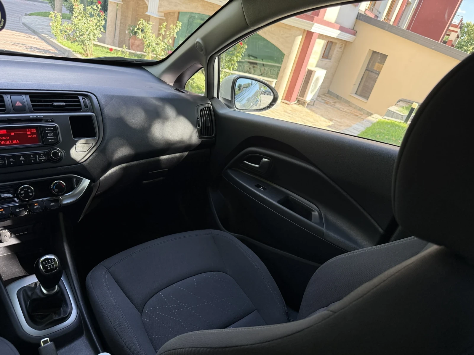 Kia Rio 1.1 Dizel 6ск., снимка 10 - Автомобили и джипове - 55296795