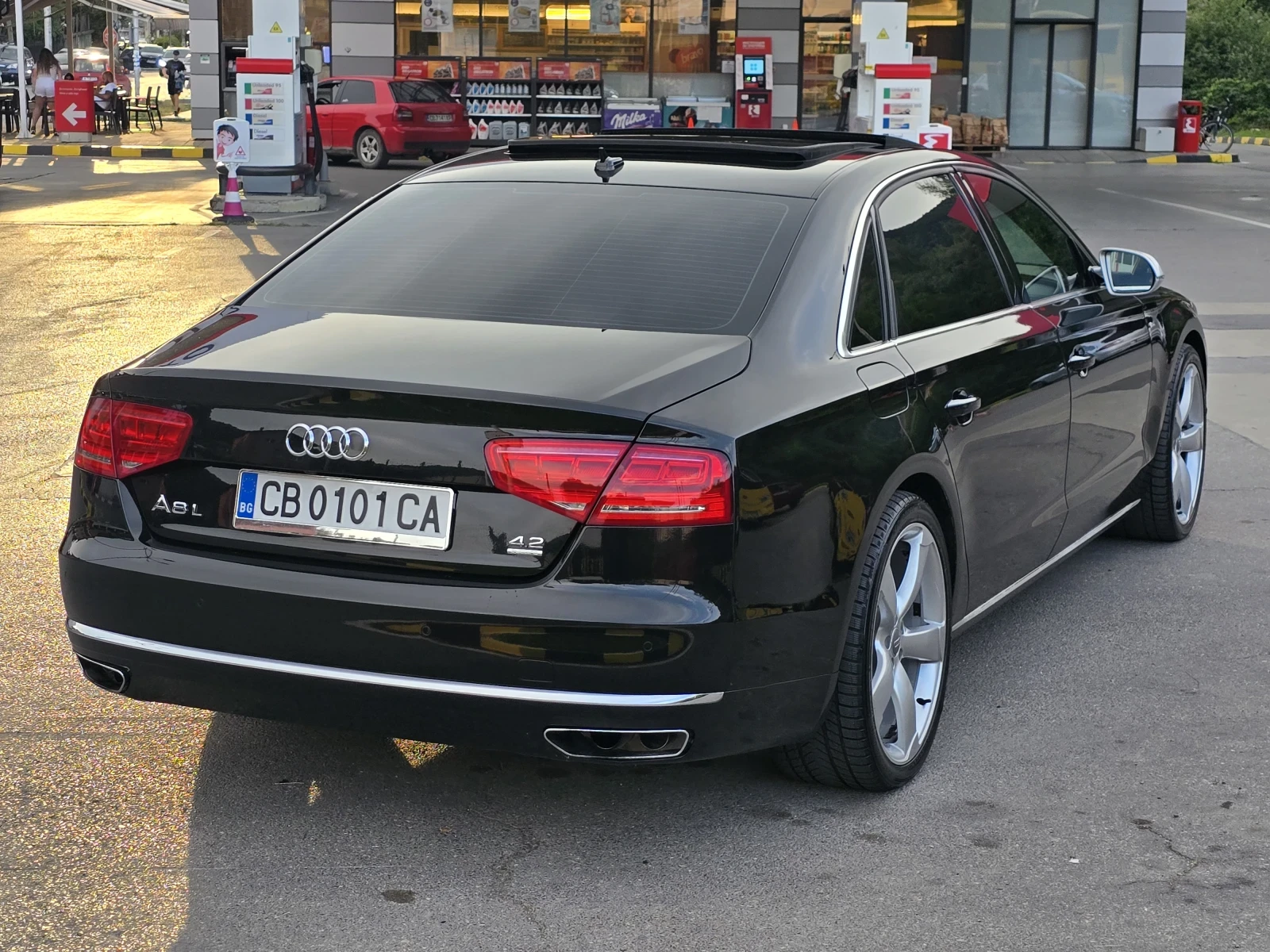 Audi A8 Топ състояние лизинг , снимка 5 - Автомобили и джипове - 55425126
