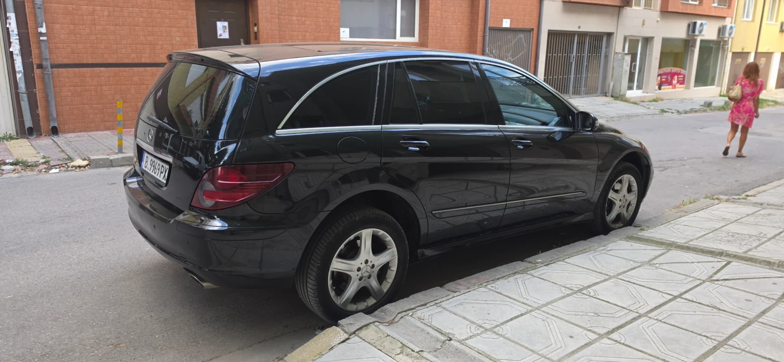 Mercedes-Benz R 320, снимка 6 - Автомобили и джипове - 55448866