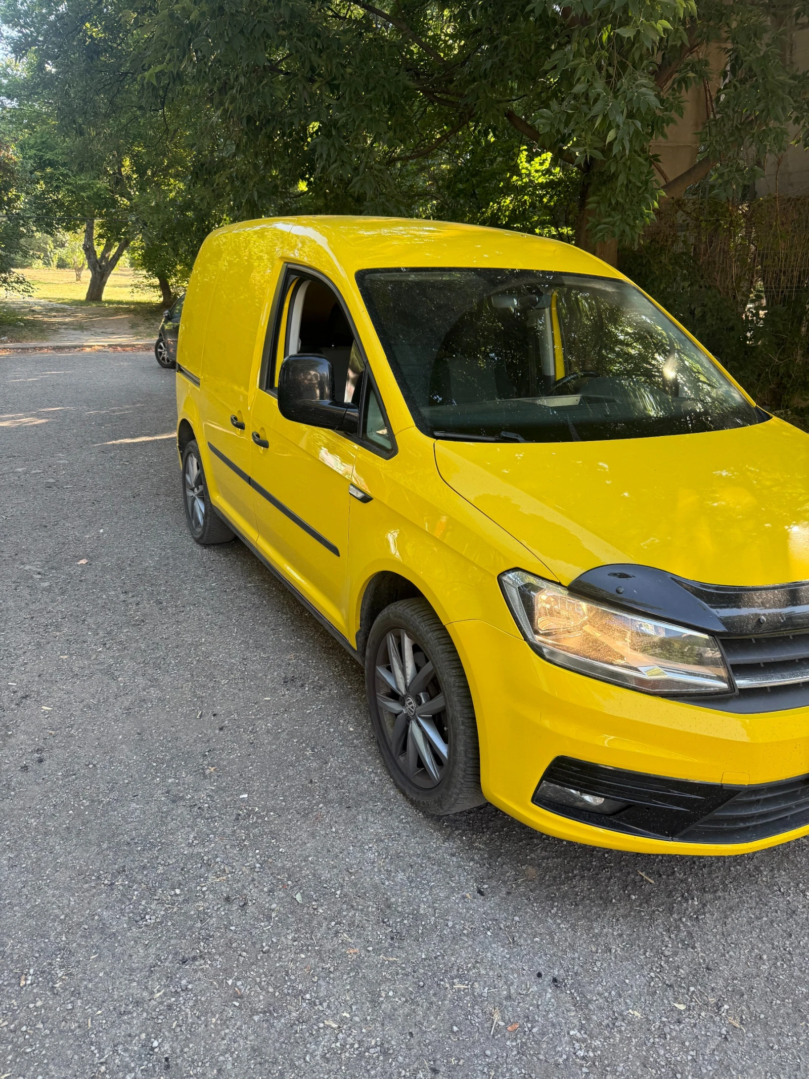 VW Caddy 2.0 TDI 