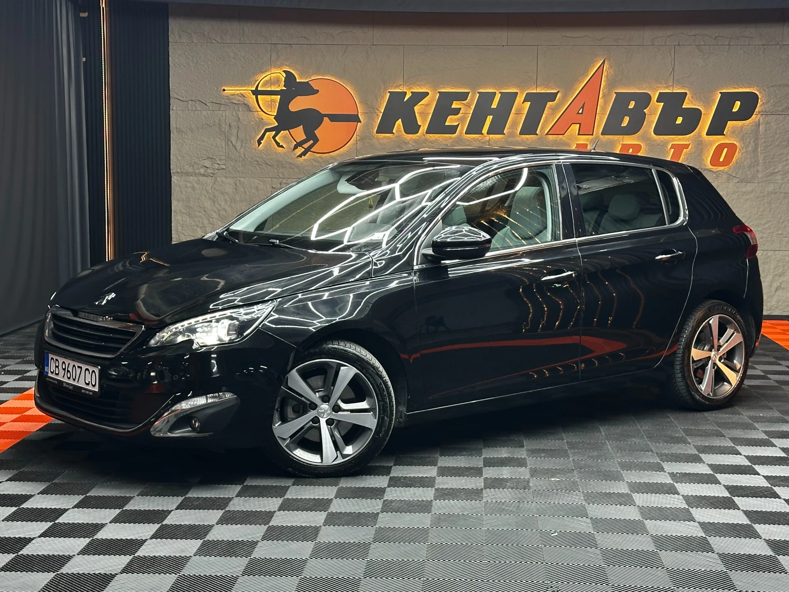 Peugeot 308 Автоматик/Хечбек/GT line/Панорама/ГАРАНЦИЯ