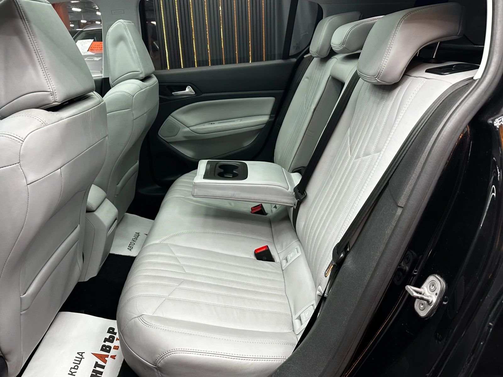 Peugeot 308 Автоматик/Хечбек/GT line/Панорама/ГАРАНЦИЯ, снимка 9 - Автомобили и джипове - 55724985