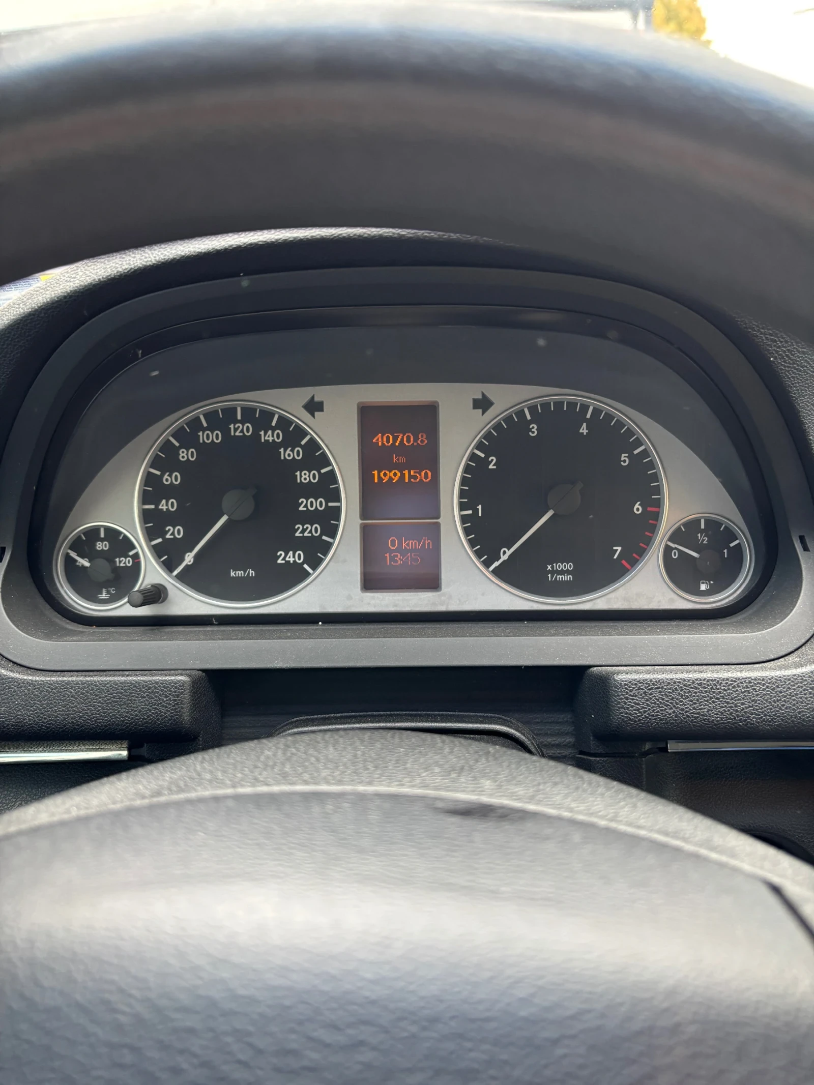 Mercedes-Benz B 150, снимка 8 - Автомобили и джипове - 56234418