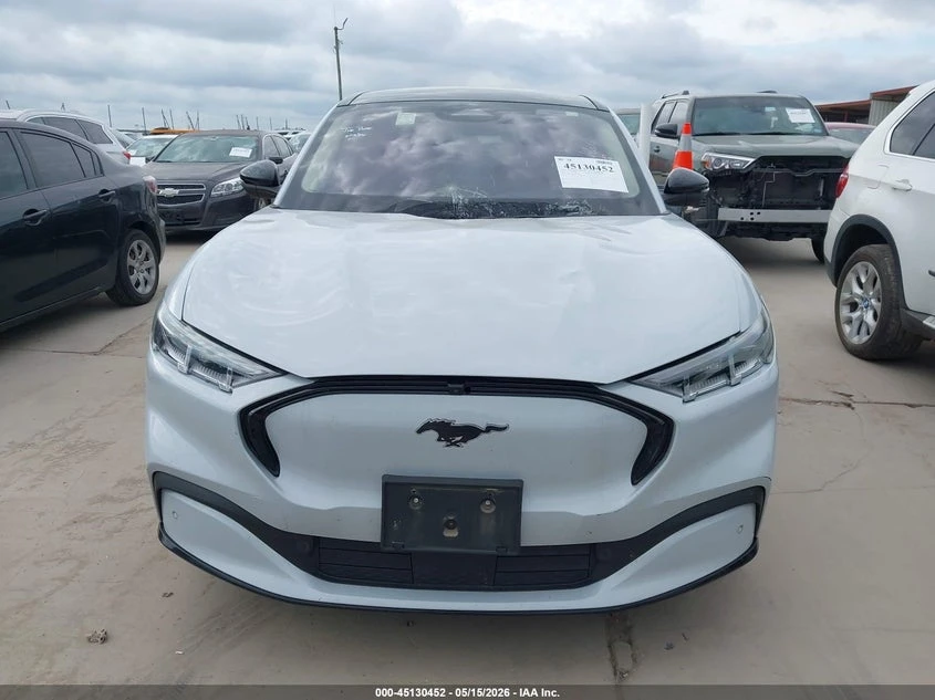 Ford Mustang Mach-E Premium, снимка 13 - Автомобили и джипове - 56320071