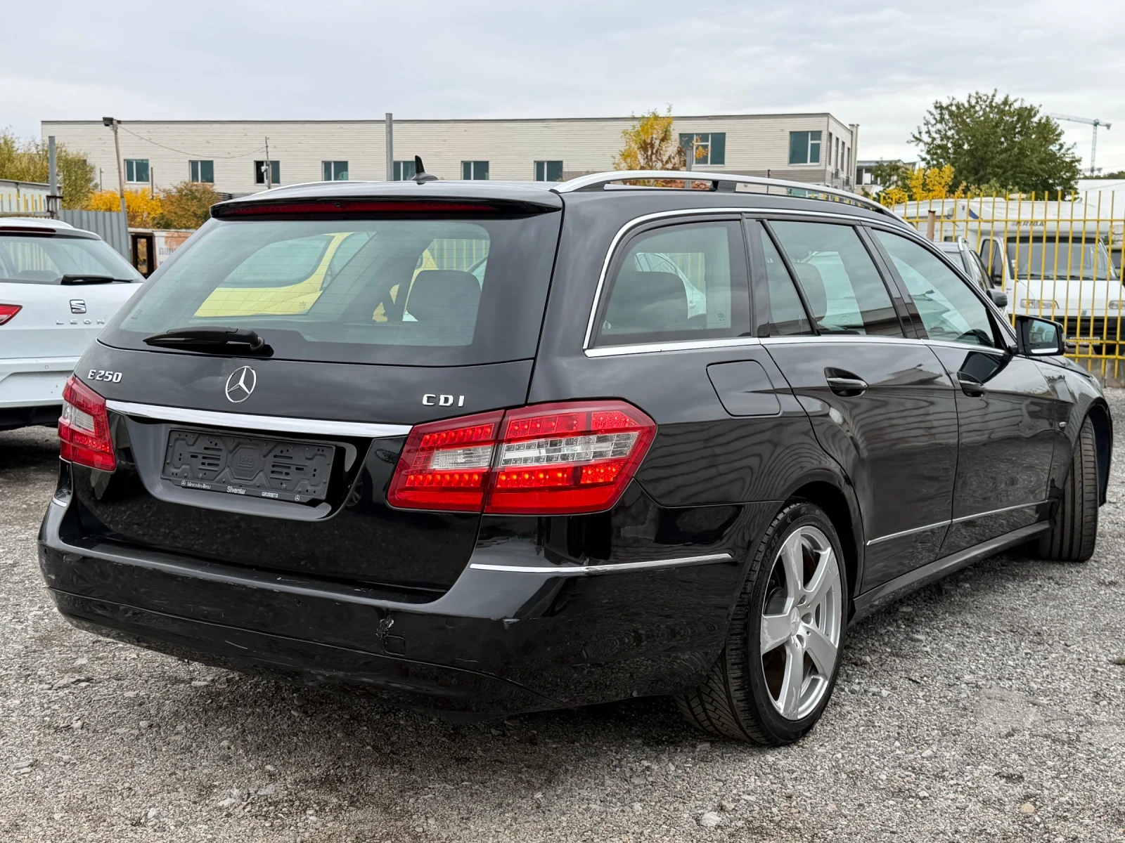 Mercedes-Benz E 250 Elegance 250CDI , снимка 11 - Автомобили и джипове - 56471829