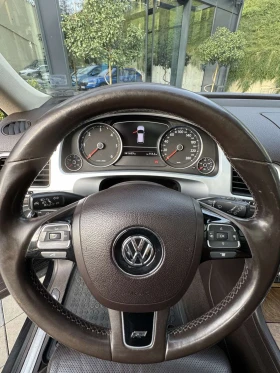 VW Touareg R-LINE - 24900 лв. / 12731.17 € - 35402547 16