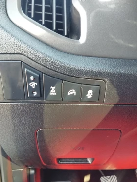Kia Sportage 2.0 184к.с.4X4 KEYLESS ПАНОРАМА НАВИГАЦИЯ   - 9690 € / 18951.99 лв. - 32600974 11