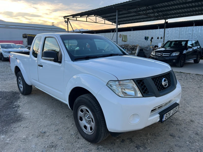 Nissan Navara 2.5dCi- 144к.с/ 4х4/ бавни/ Италия/Euro5B/facelift, снимка 3 - Автомобили и джипове - 49588700