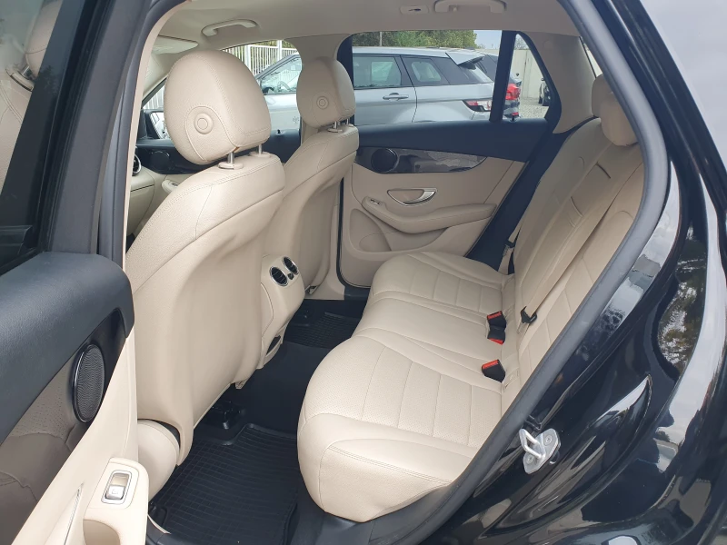 Mercedes-Benz GLC 220 КАТО НОВA/4Matic/9G-Tronic/, снимка 11 - Автомобили и джипове - 52041511