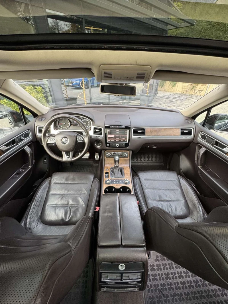 VW Touareg R-LINE, снимка 13 - Автомобили и джипове - 52141698