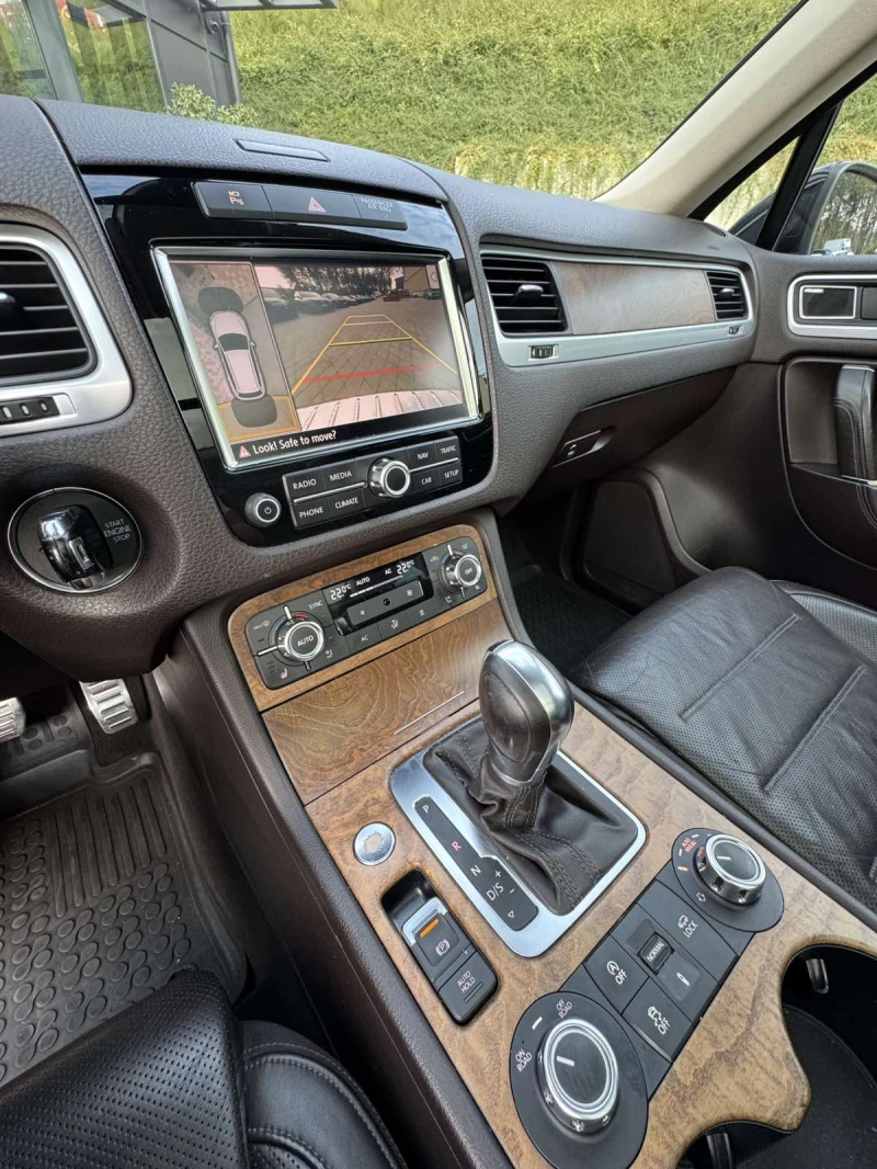 VW Touareg R-LINE, снимка 14 - Автомобили и джипове - 52141698