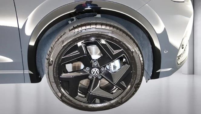 VW Tiguan 2.0 TSI 4Motion = R-Line = �������� | Mobile.bg � ����������� 5