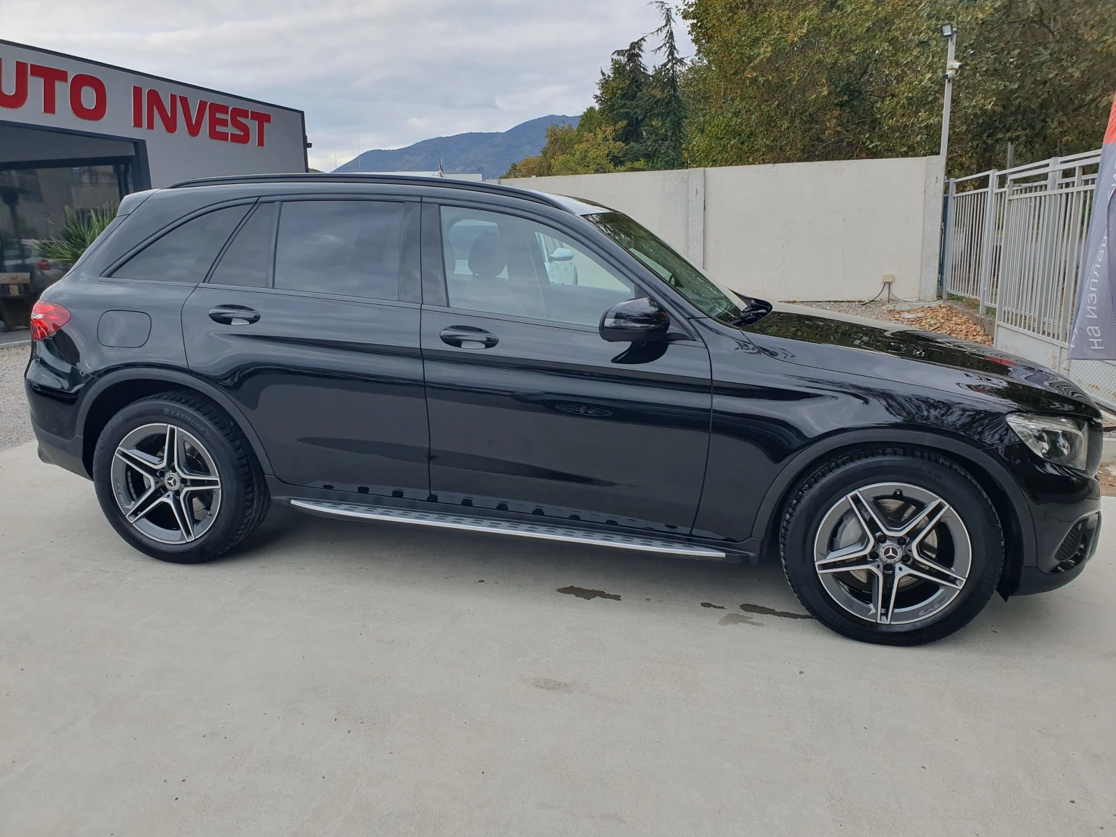 Mercedes-Benz GLC 220 КАТО НОВA - изображение 8