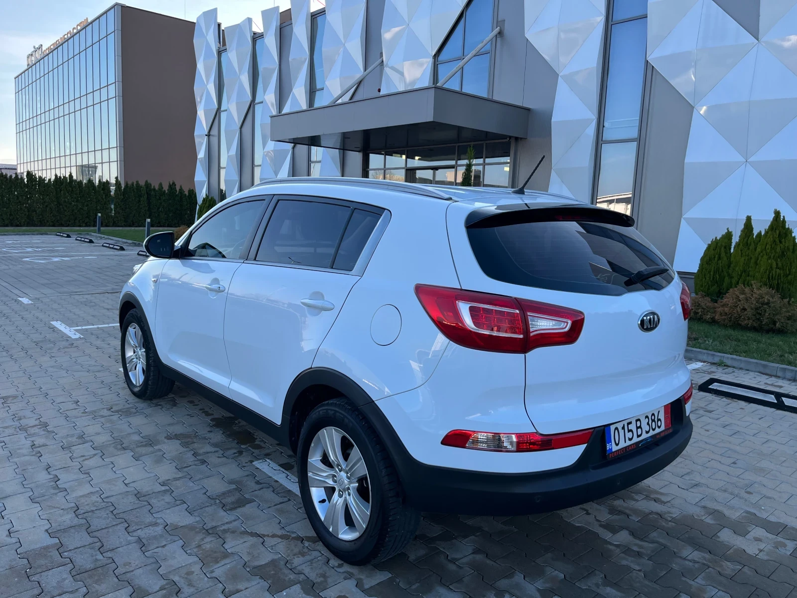 Kia Sportage 1.6i 135. * * Waze* 171000.  | Mobile.bg   6