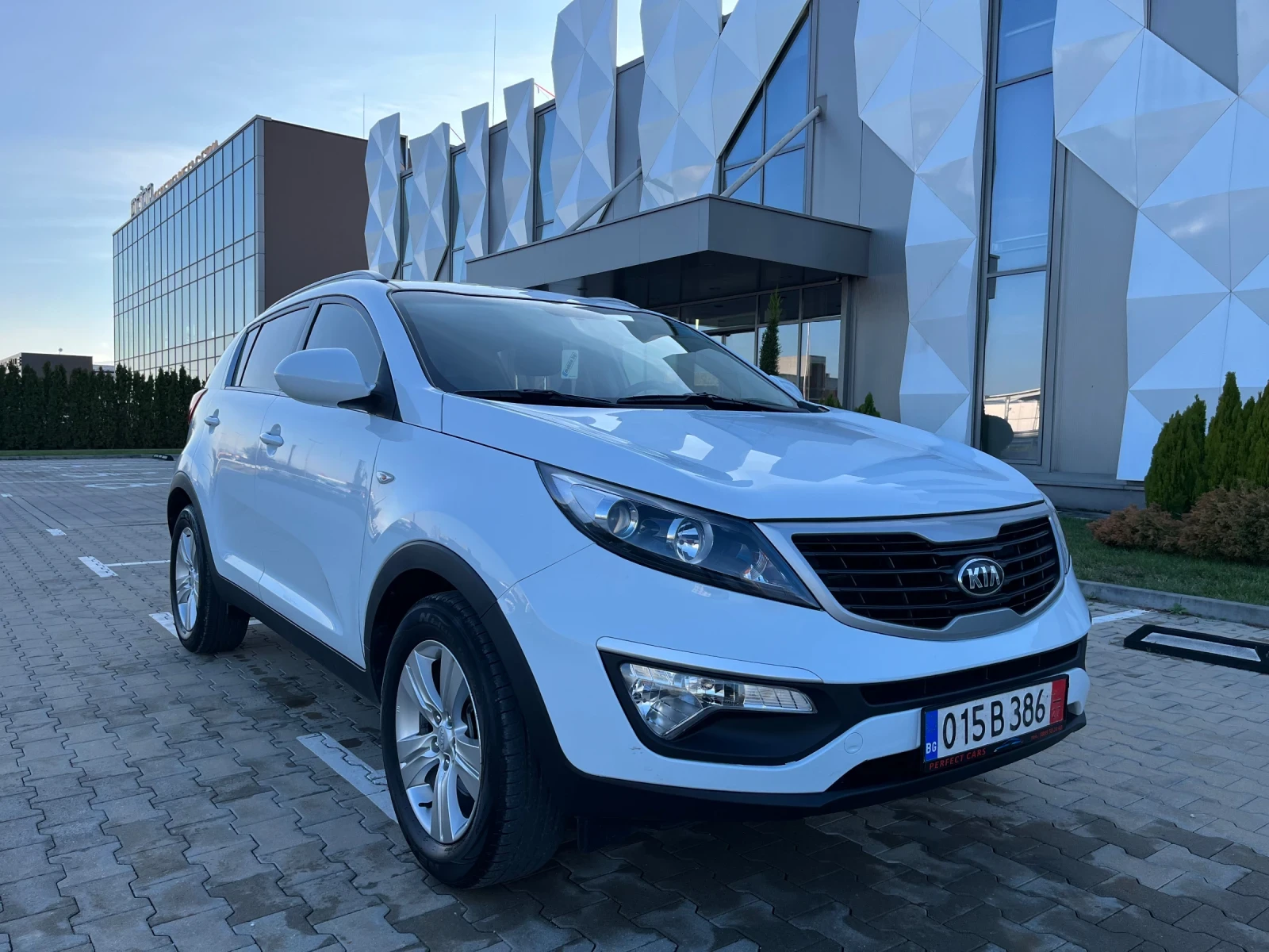 Kia Sportage 1.6i 135. * * Waze* 171000.  | Mobile.bg   8
