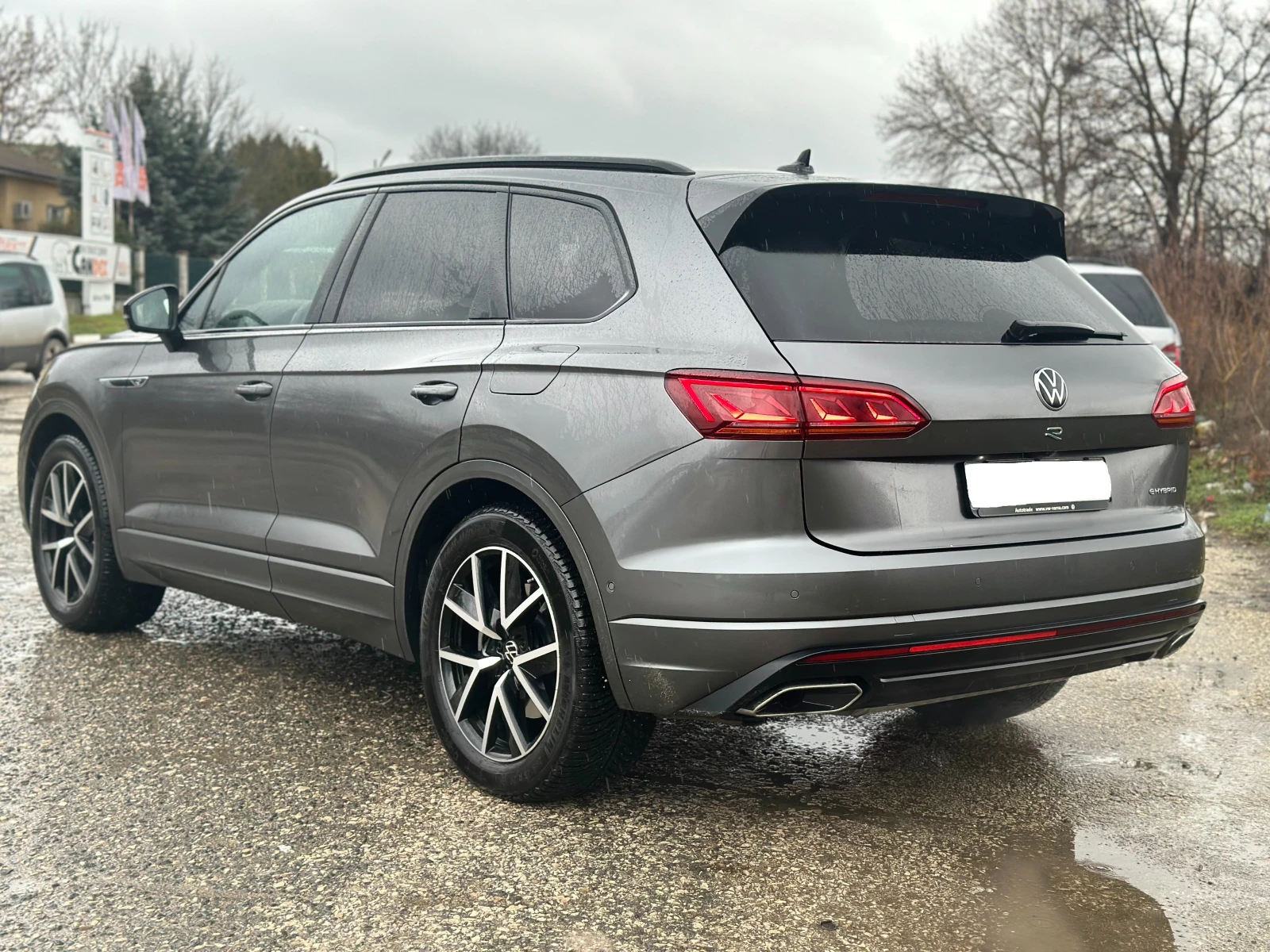 VW Touareg 4Motion, R-Line, Plug-in - изображение 3