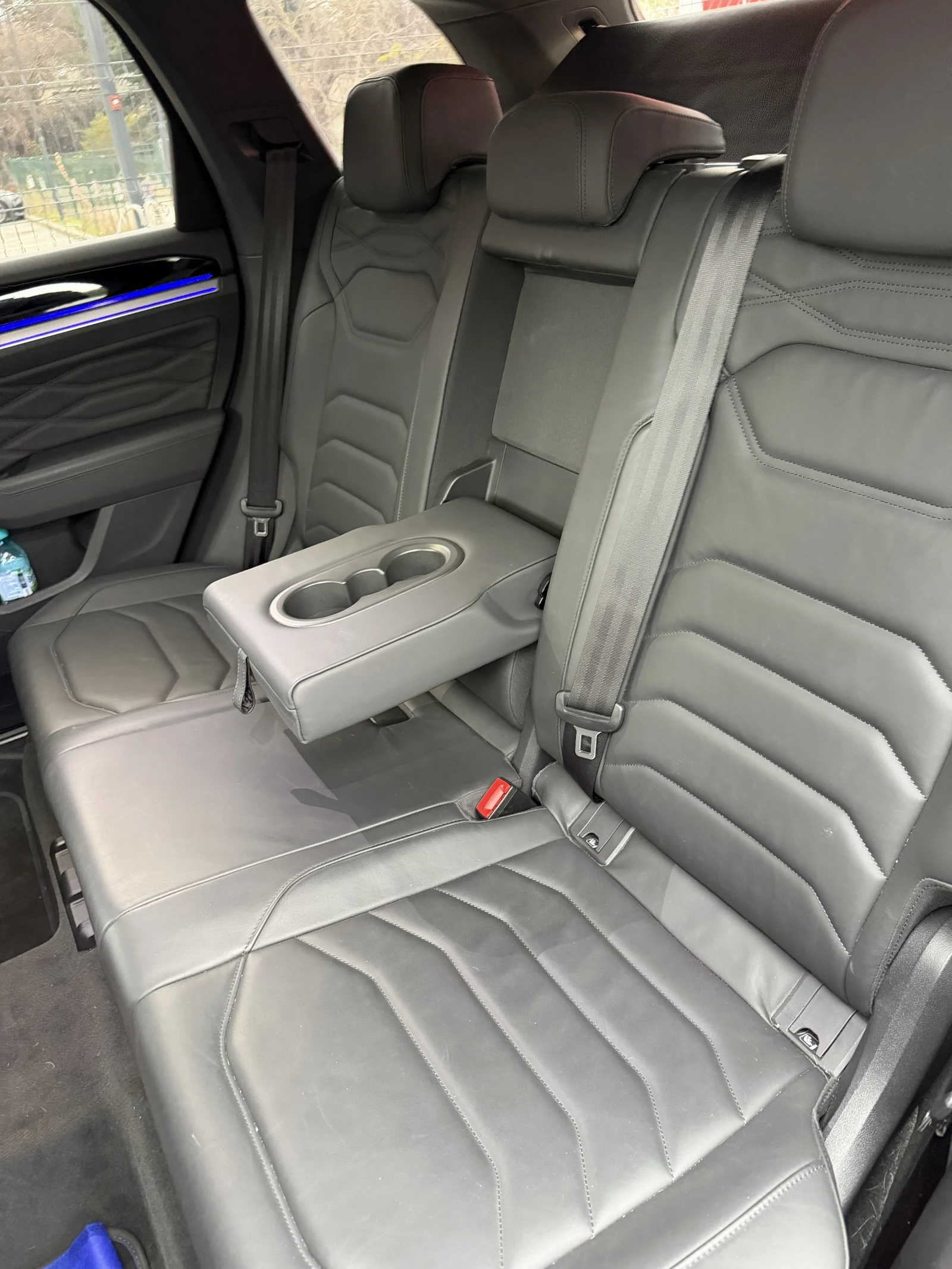 VW Touareg 4Motion, R-Line, Plug-in - изображение 6