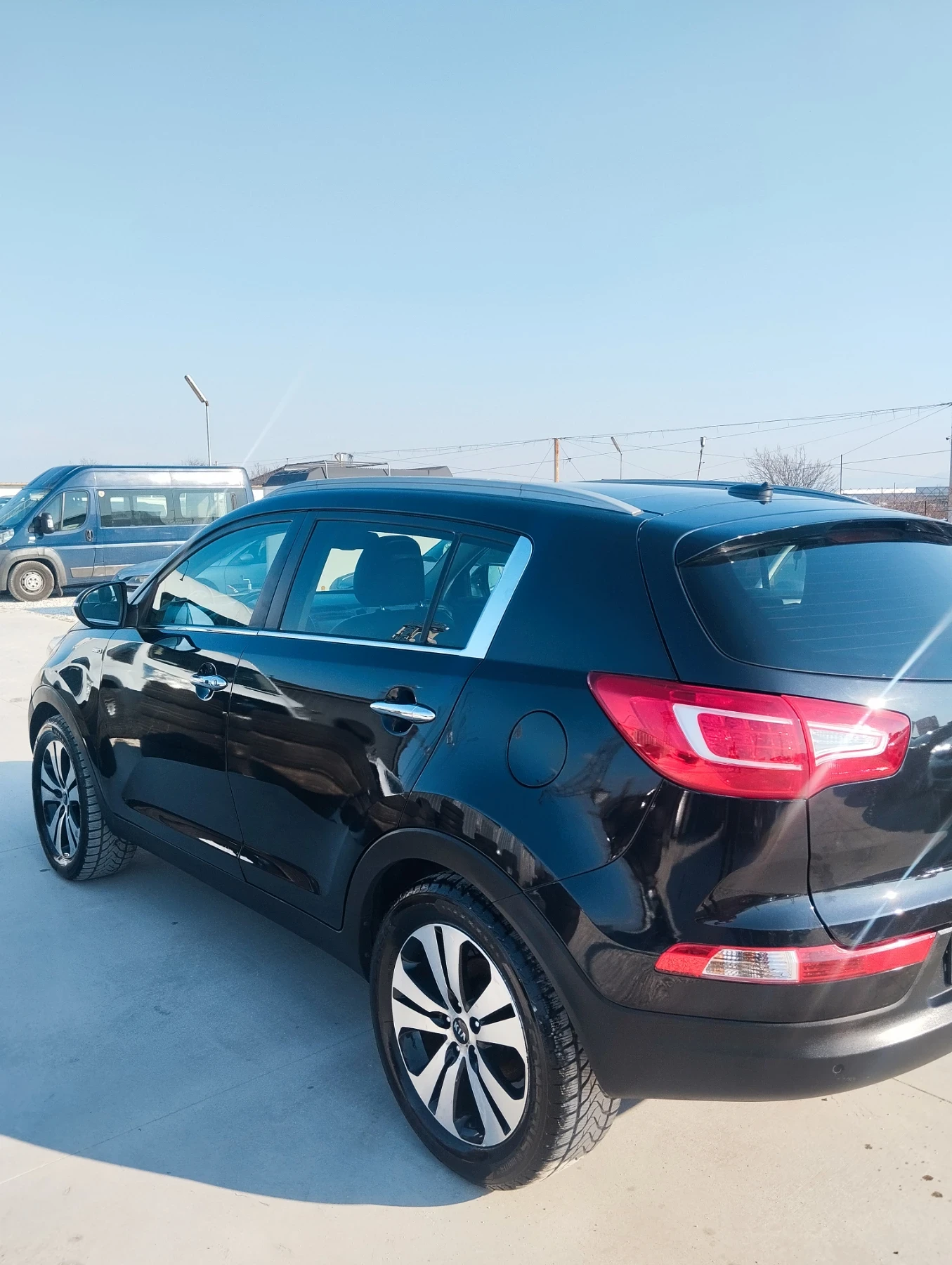 Kia Sportage 2.0 184к.с.4X4 KEYLESS ПАНОРАМА НАВИГАЦИЯ  , снимка 4 - Автомобили и джипове - 53736674