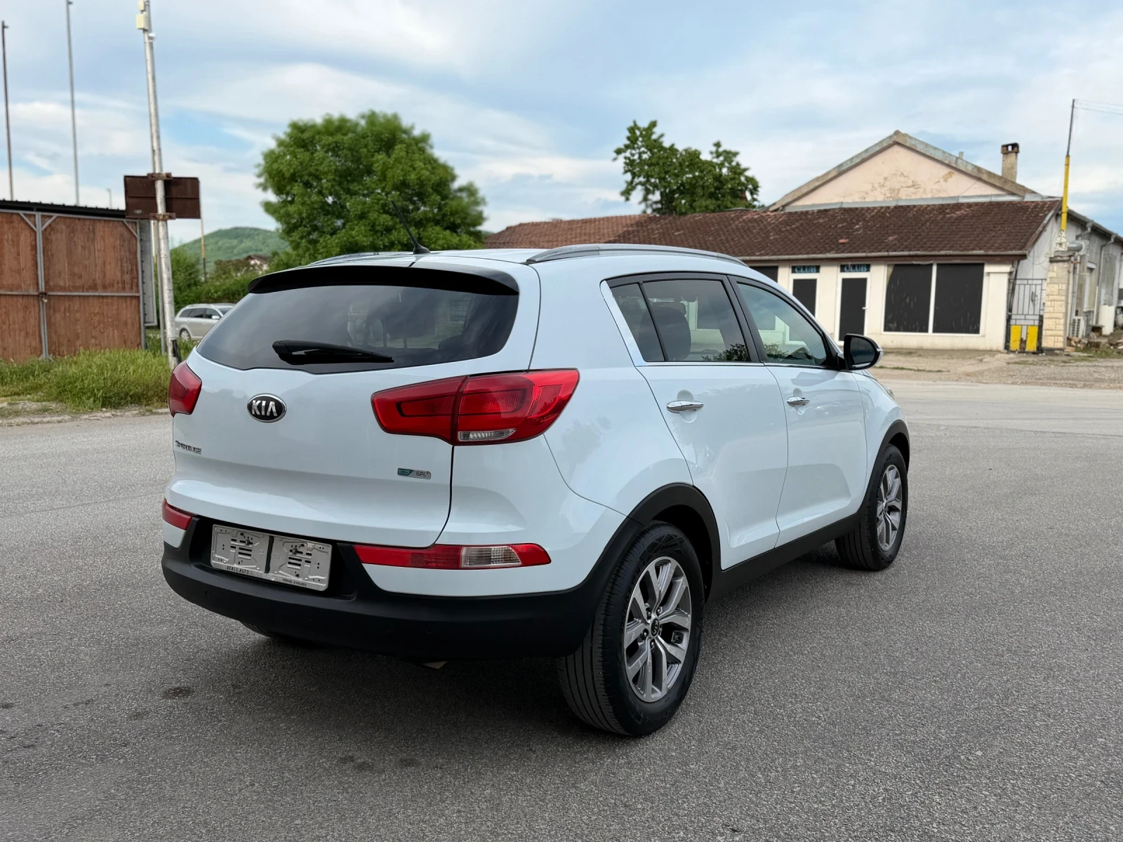 Kia Sportage 1.6i ��� | Mobile.bg � ����������� 5