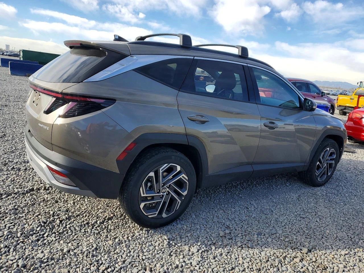 Hyundai Tucson 1.6l, снимка 3 - Автомобили и джипове - 54557200